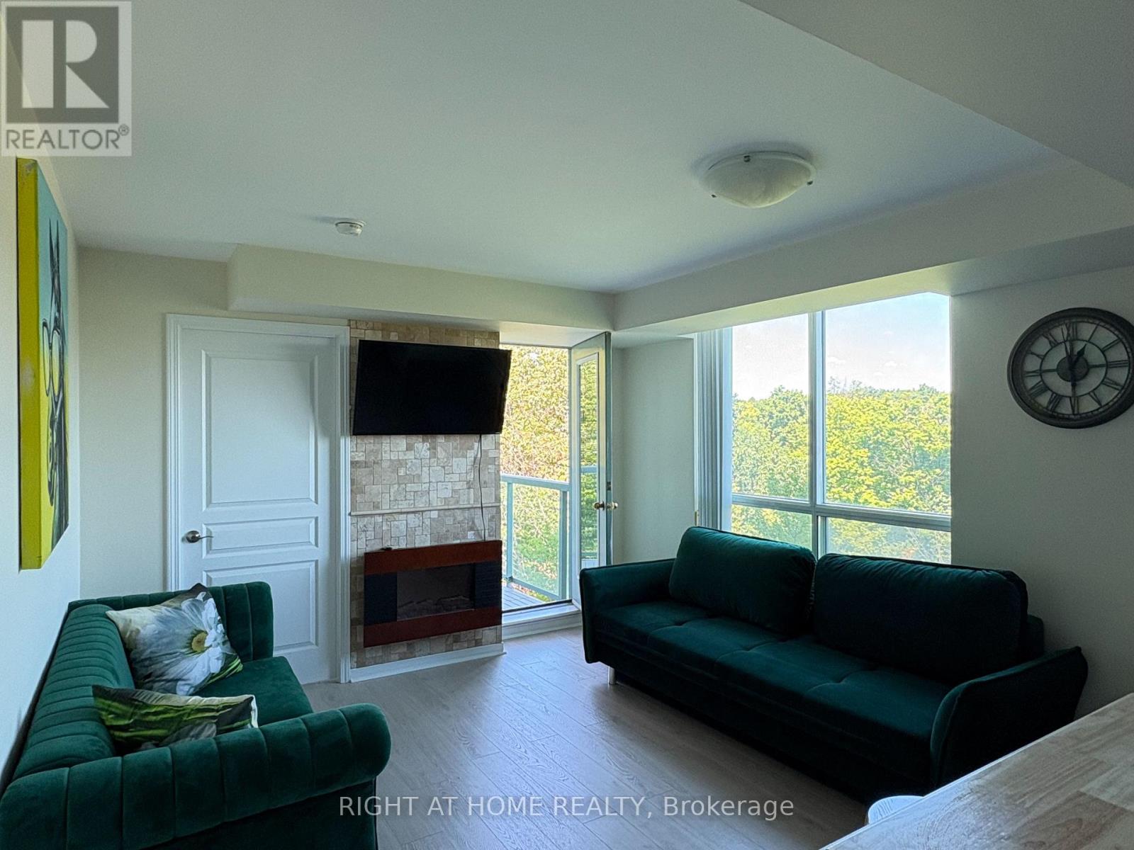 503 - 2565 Erin Centre Boulevard, Mississauga (Central Erin Mills), Ontario  L5M 6Z8 - Photo 7 - W12301174