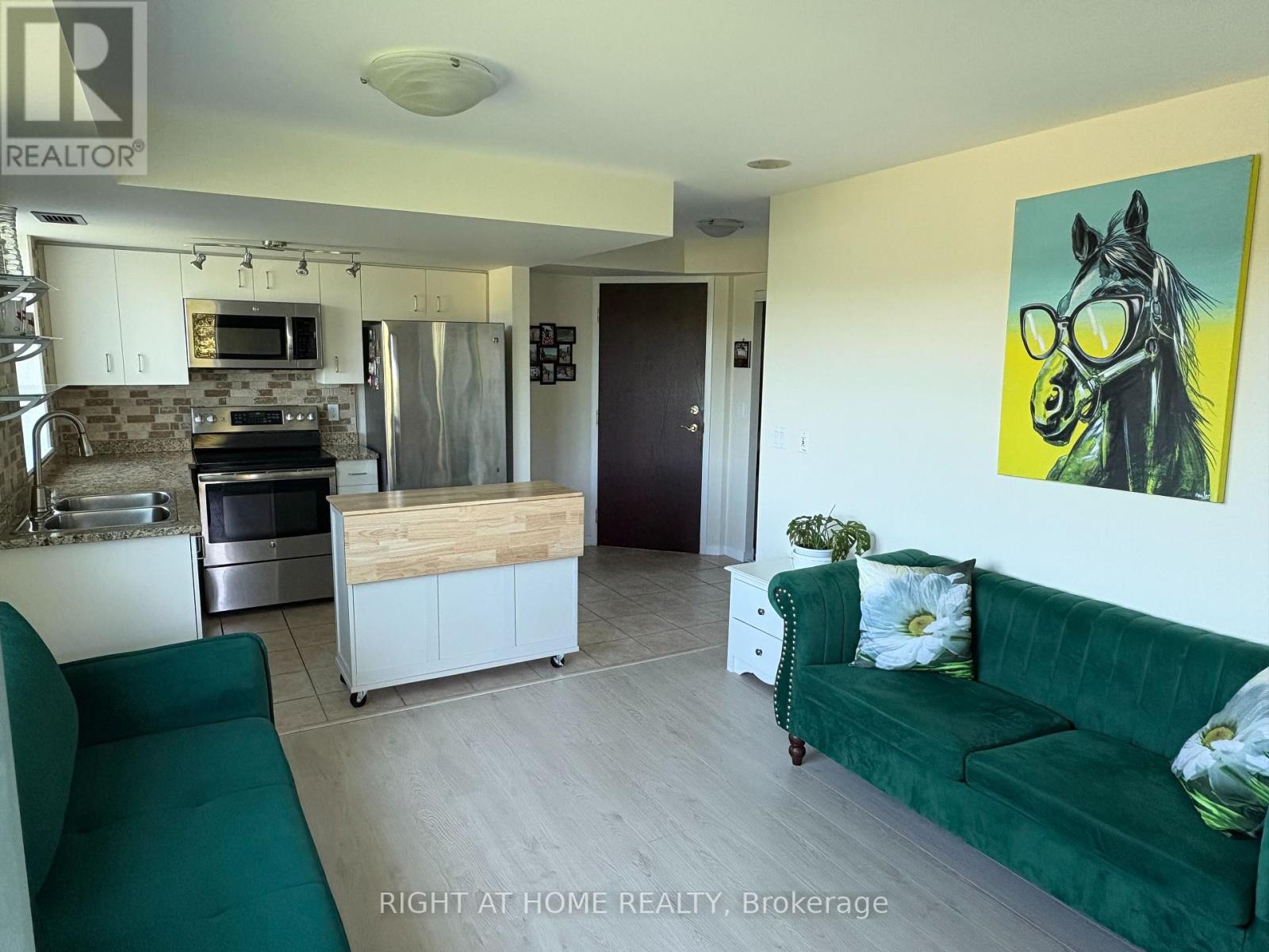 503 - 2565 Erin Centre Boulevard, Mississauga (Central Erin Mills), Ontario  L5M 6Z8 - Photo 8 - W12301174