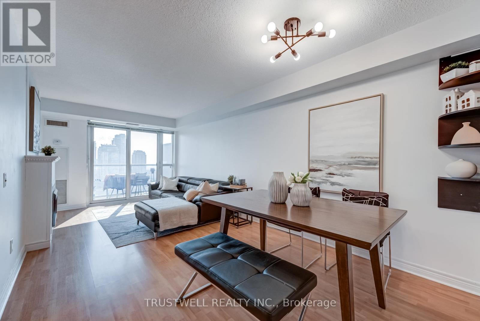 2007 - 83 Borough Drive, Toronto, Ontario  M1P 5E4 - Photo 3 - E12289470