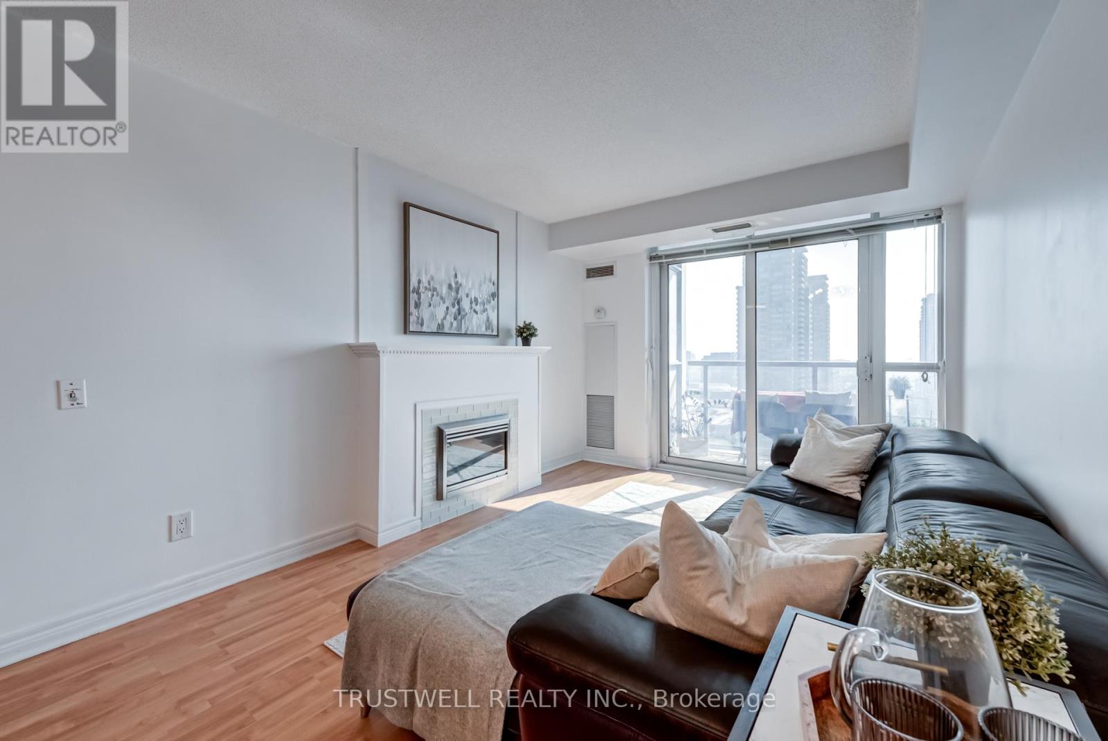 2007 - 83 Borough Drive, Toronto, Ontario  M1P 5E4 - Photo 7 - E12289470