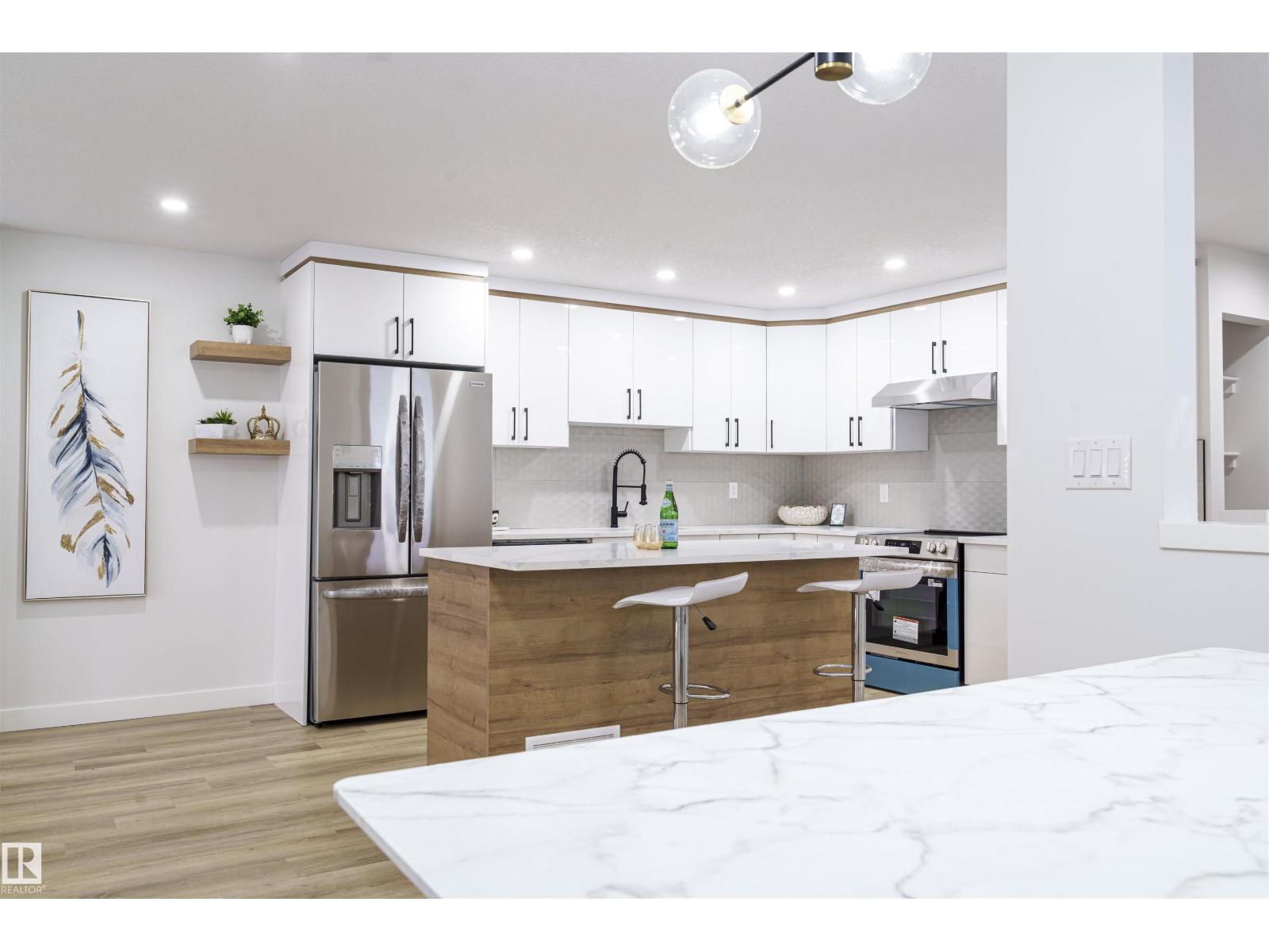 Property at 18416 95A AV NW image 3