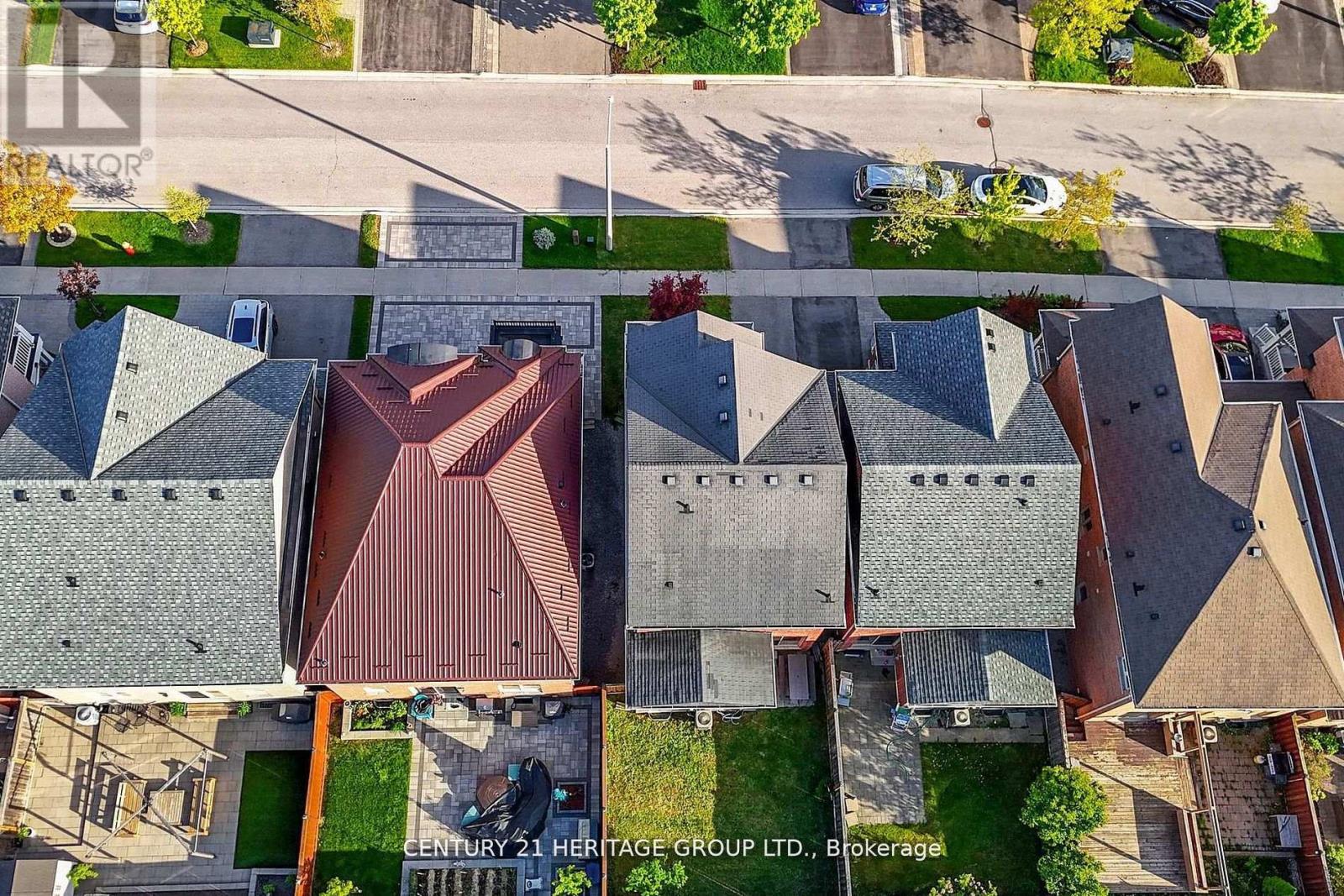 Property at 10 BETONY DRIVE image 3