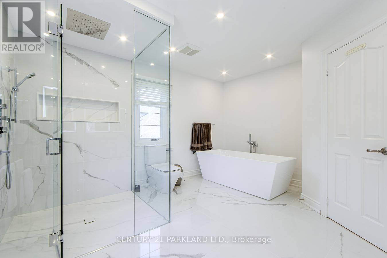 112 Strathearn Avenue, Richmond Hill, Ontario  L4B 2L2 - Photo 26 - N12301227