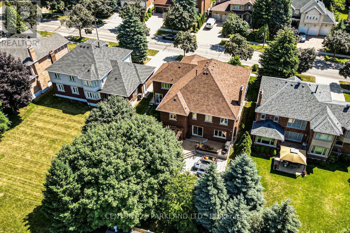 112 Strathearn Avenue, Richmond Hill, Ontario  L4B 2L2 - Photo 50 - N12301227