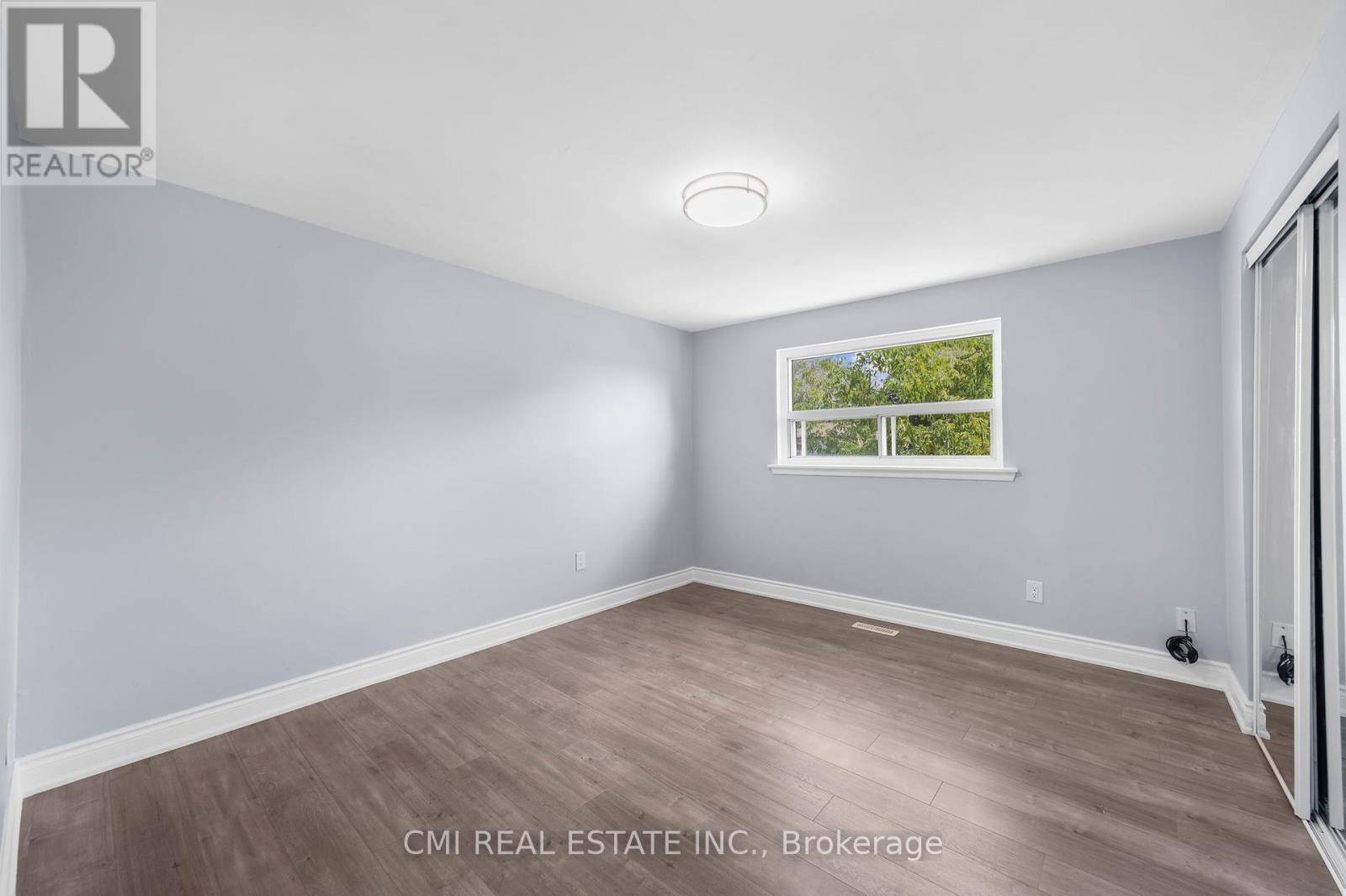 24 Fallingdale Crescent, Brampton, Ontario  L6T 3J3 - Photo 18 - W12301223