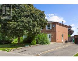 24 FALLINGDALE CRESCENT, Brampton, Ontario