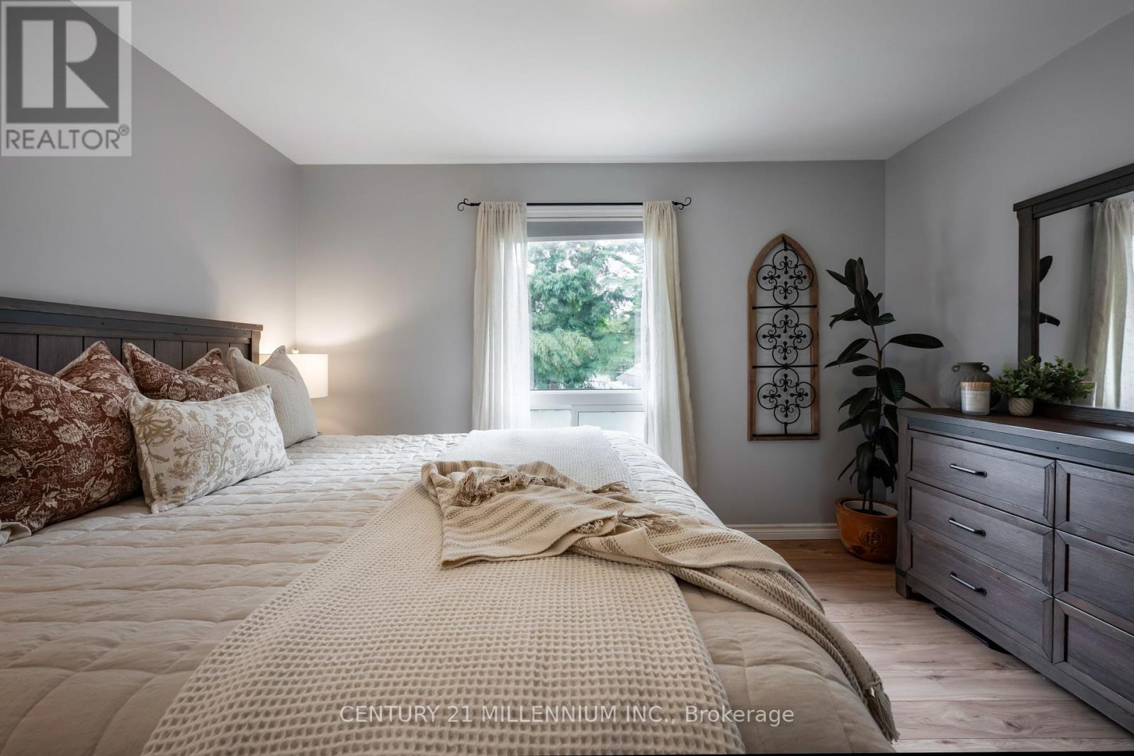 33 Caledonia Road, Orangeville, Ontario  L9W 2V2 - Photo 18 - W12283618