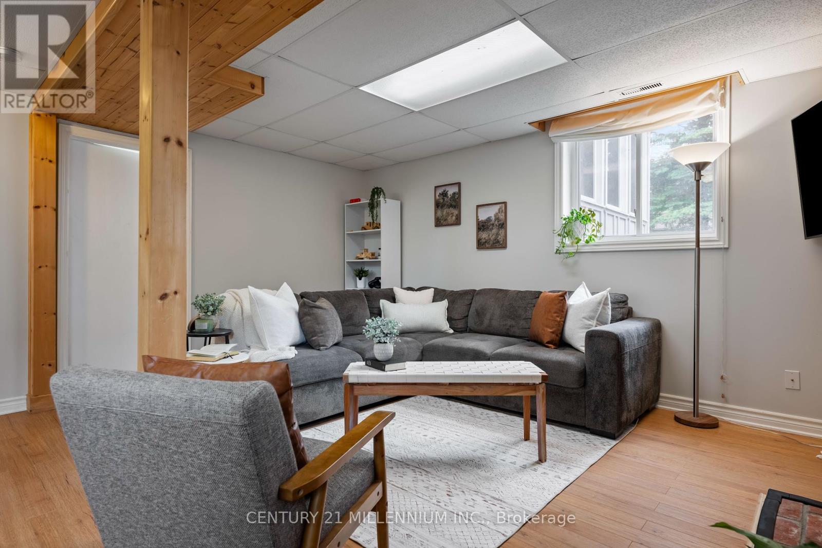 33 Caledonia Road, Orangeville, Ontario  L9W 2V2 - Photo 23 - W12283618