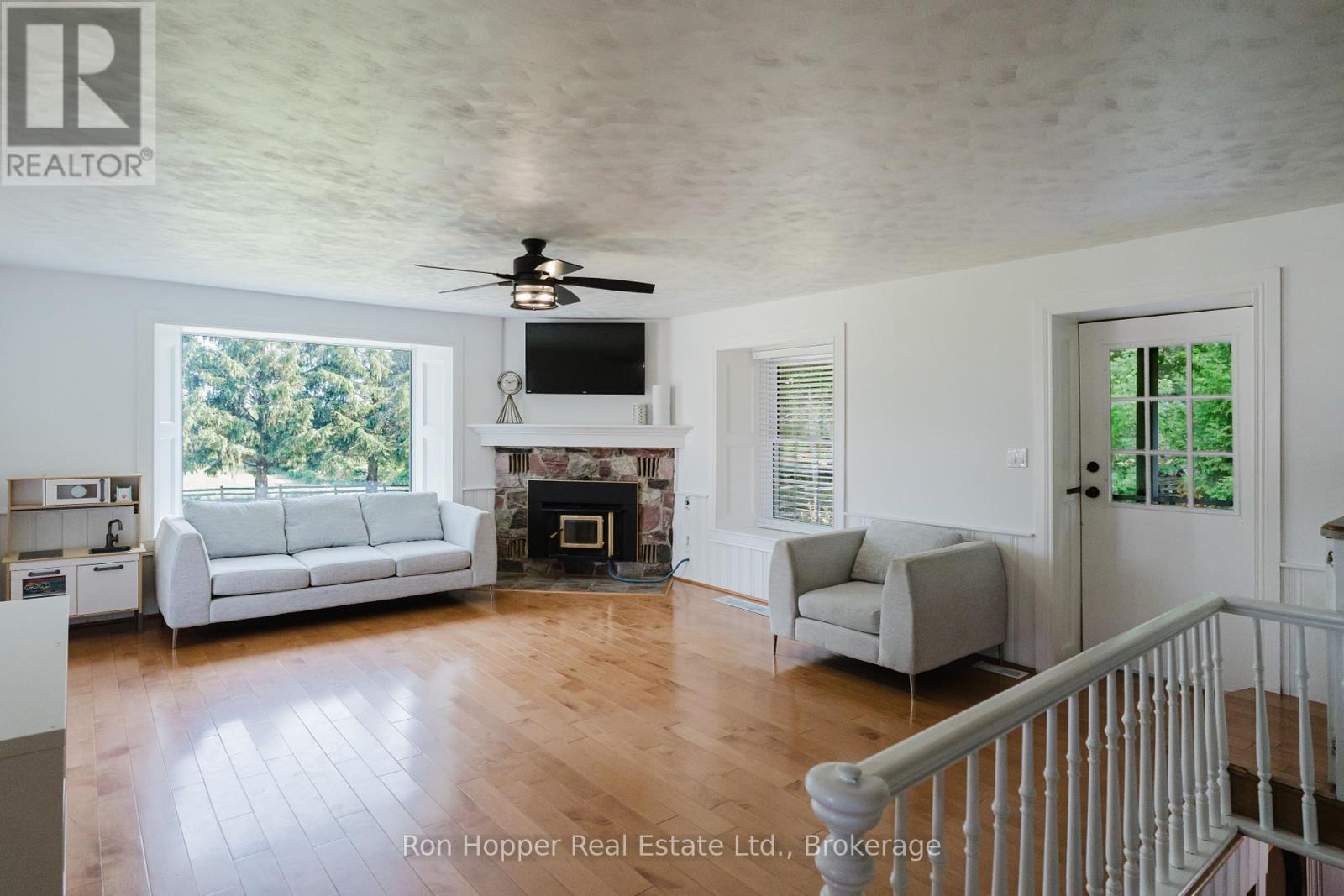 521145 12 Concession, West Grey, Ontario  N0G 1S0 - Photo 16 - X12301252