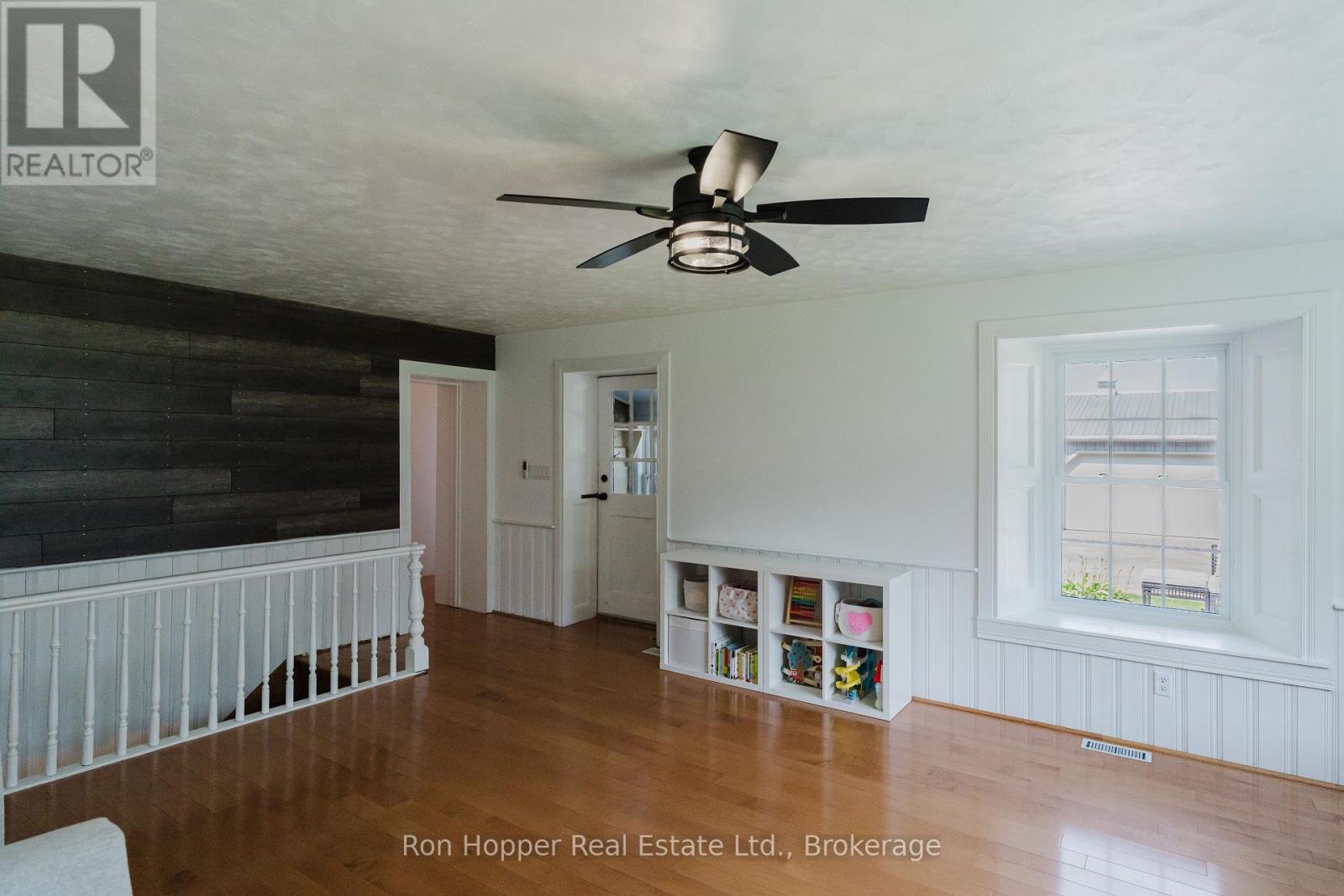521145 12 Concession, West Grey, Ontario  N0G 1S0 - Photo 19 - X12301252