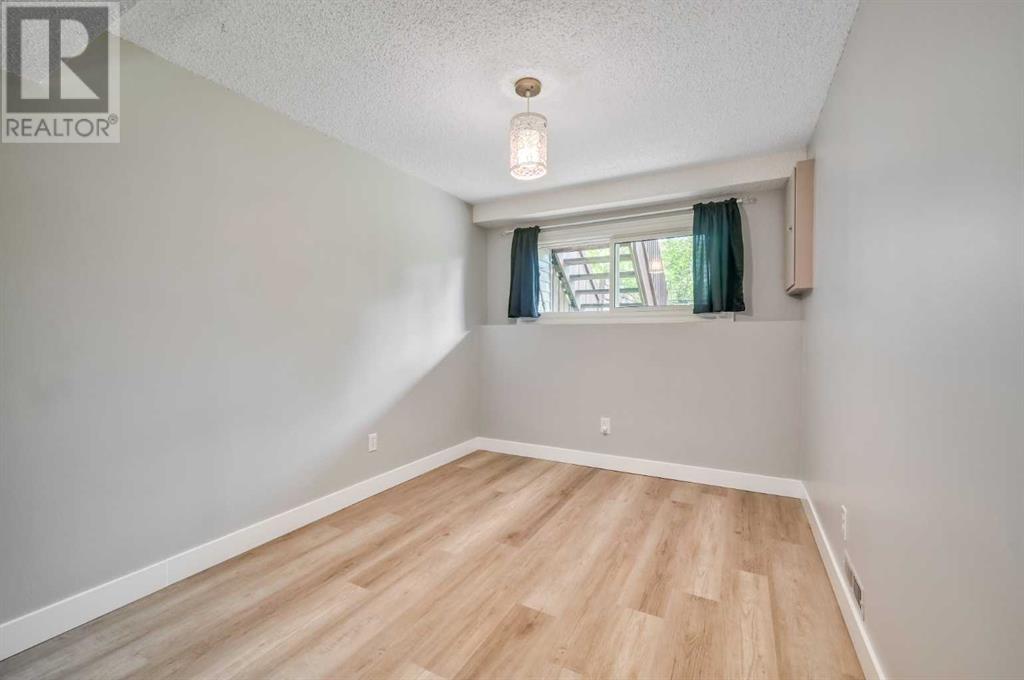 1426 Ranchlands Way Nw, Calgary, Alberta  T3G 1R2 - Photo 16 - A2241068