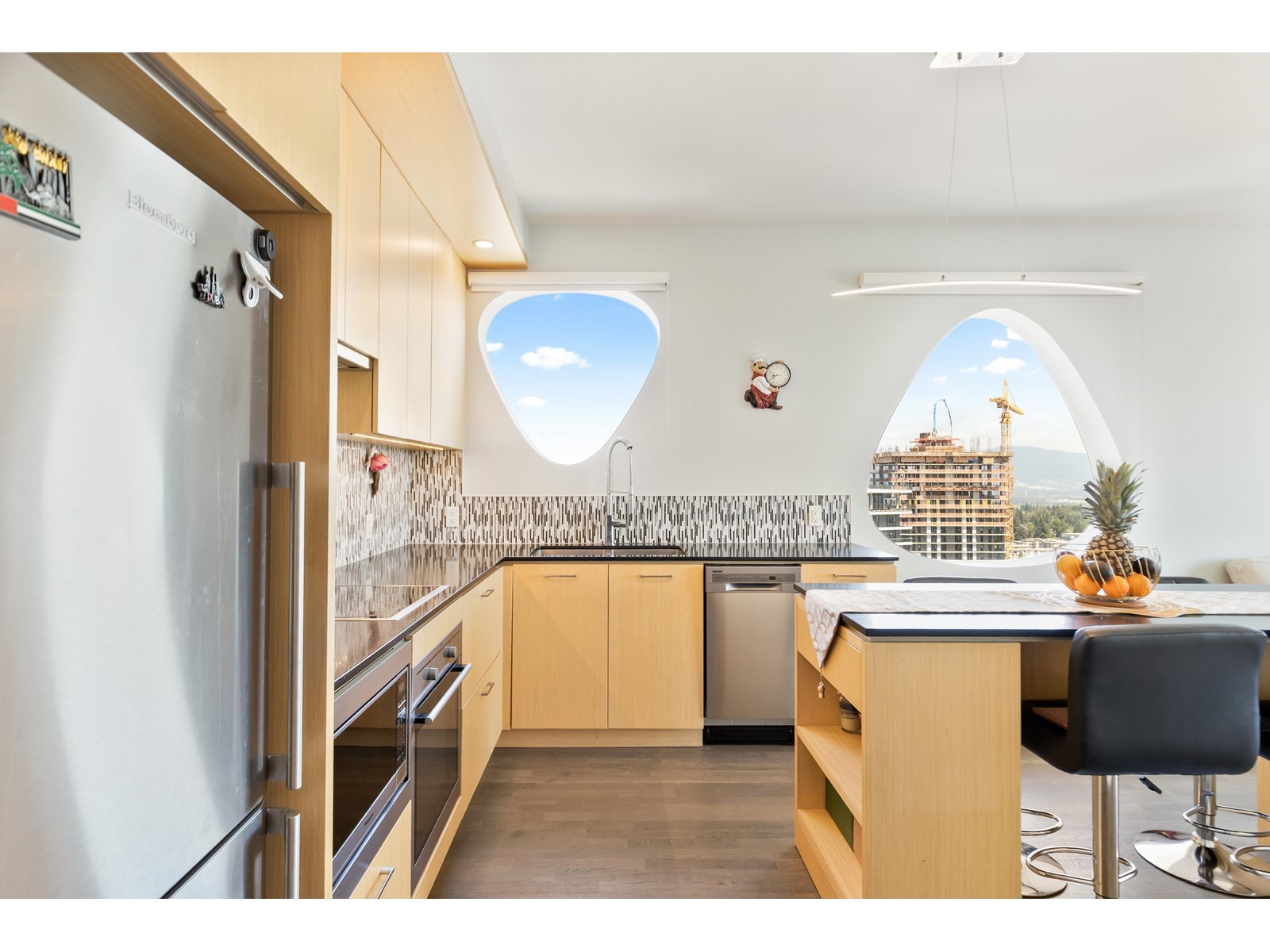 3701 13495 Central Avenue, Surrey, British Columbia  V3T 0K2 - Photo 6 - R3029815
