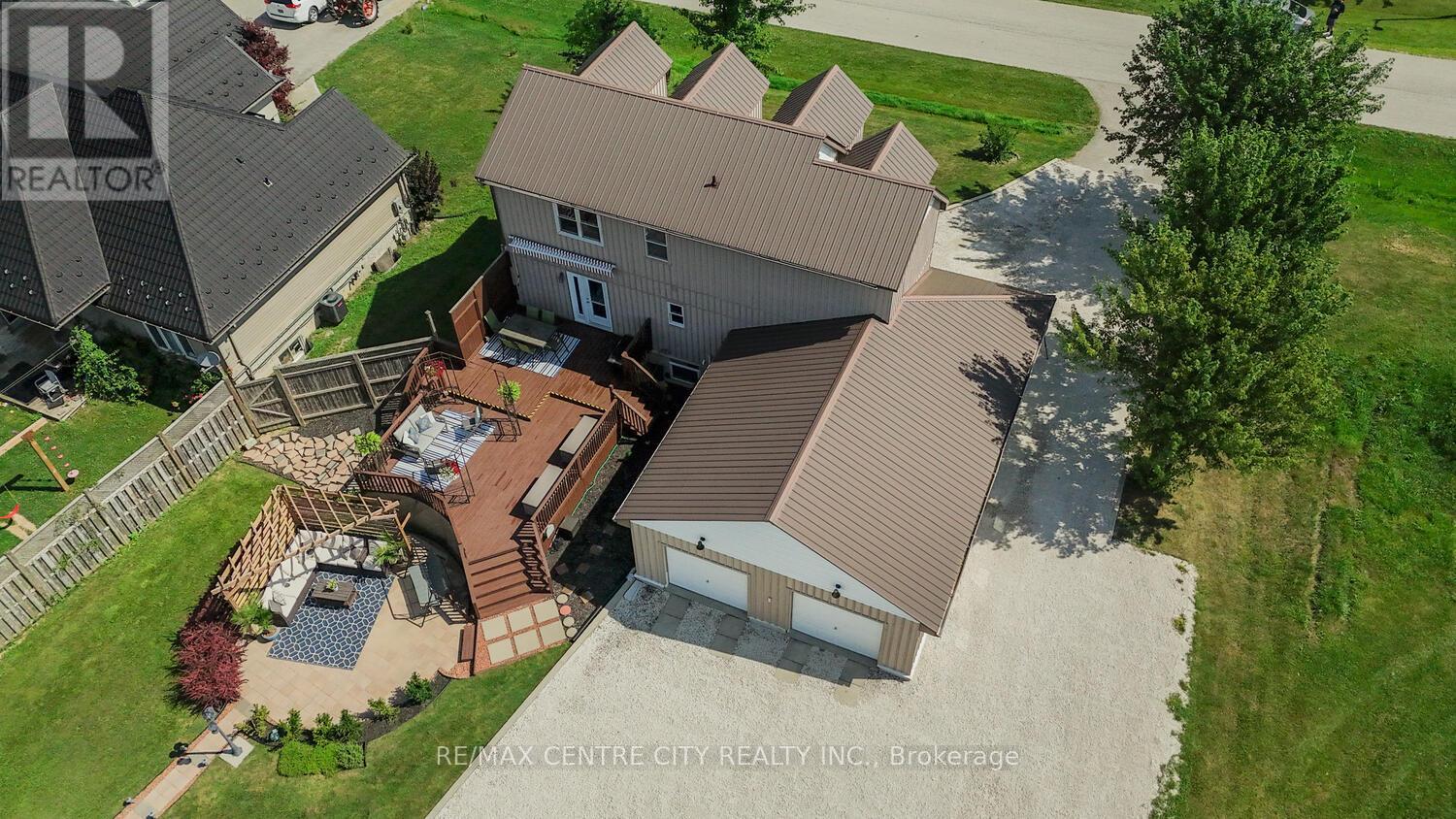 5623 Chriselle Place, Lucan Biddulph, Ontario  N0M 2J0 - Photo 30 - X12136647
