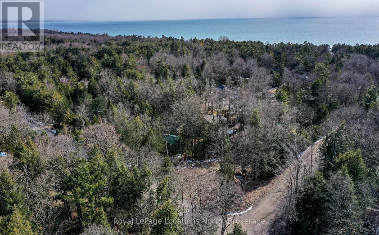 68 Beauremi Road, Tiny, Ontario  L0L 2J0 - Photo 9 - S12301290