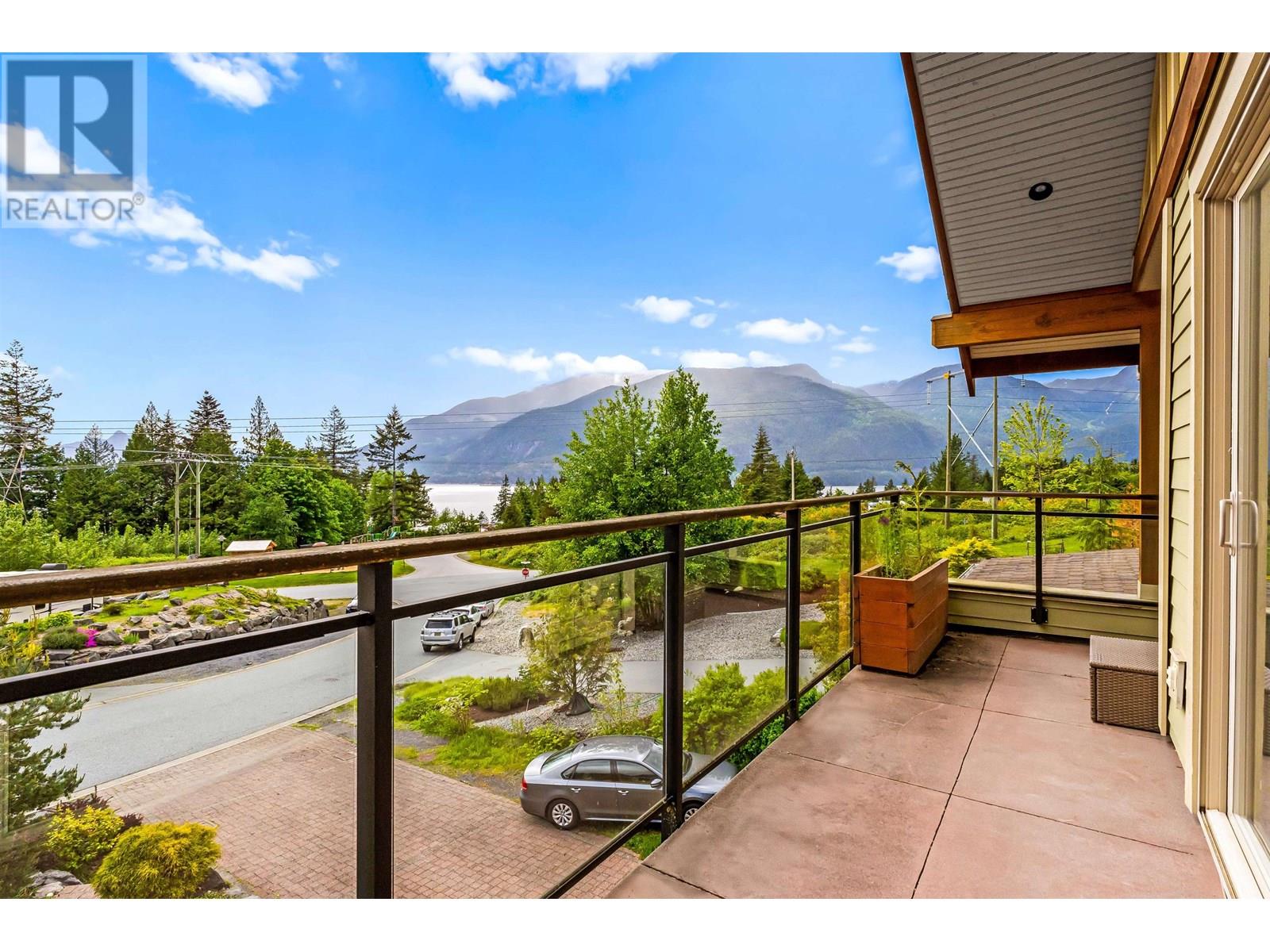 915 Thistle Place, Britannia Beach, British Columbia  V0N 1J0 - Photo 32 - R3029721