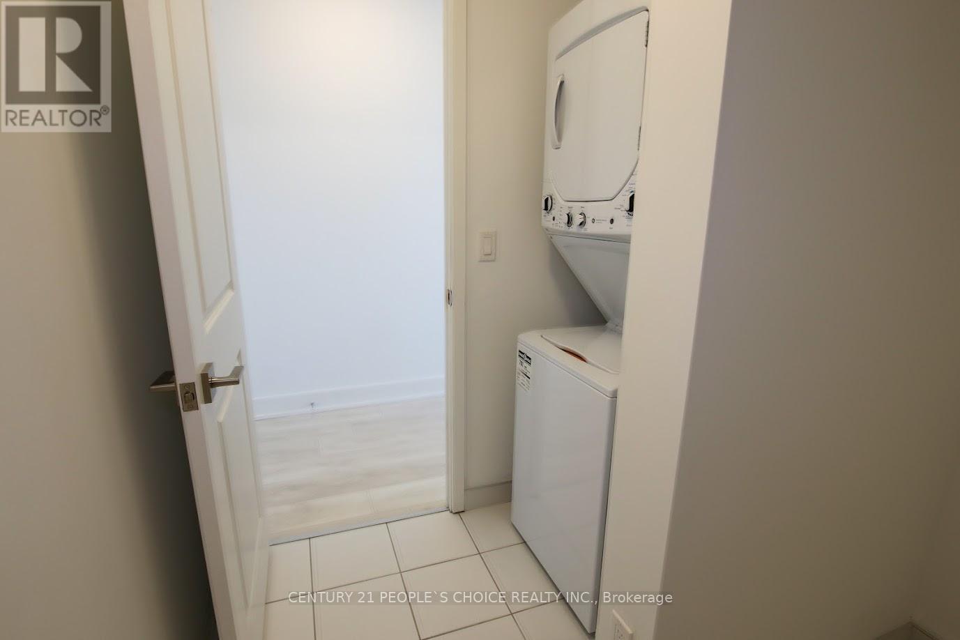 2401 - 297 Oak Walk Drive, Oakville, Ontario  L6H 3R6 - Photo 32 - W12301259