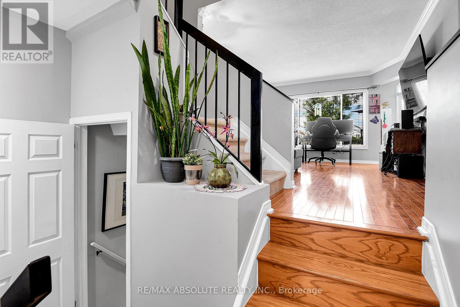 Property at 6142 ARBOURWOOD DRIVE image 4