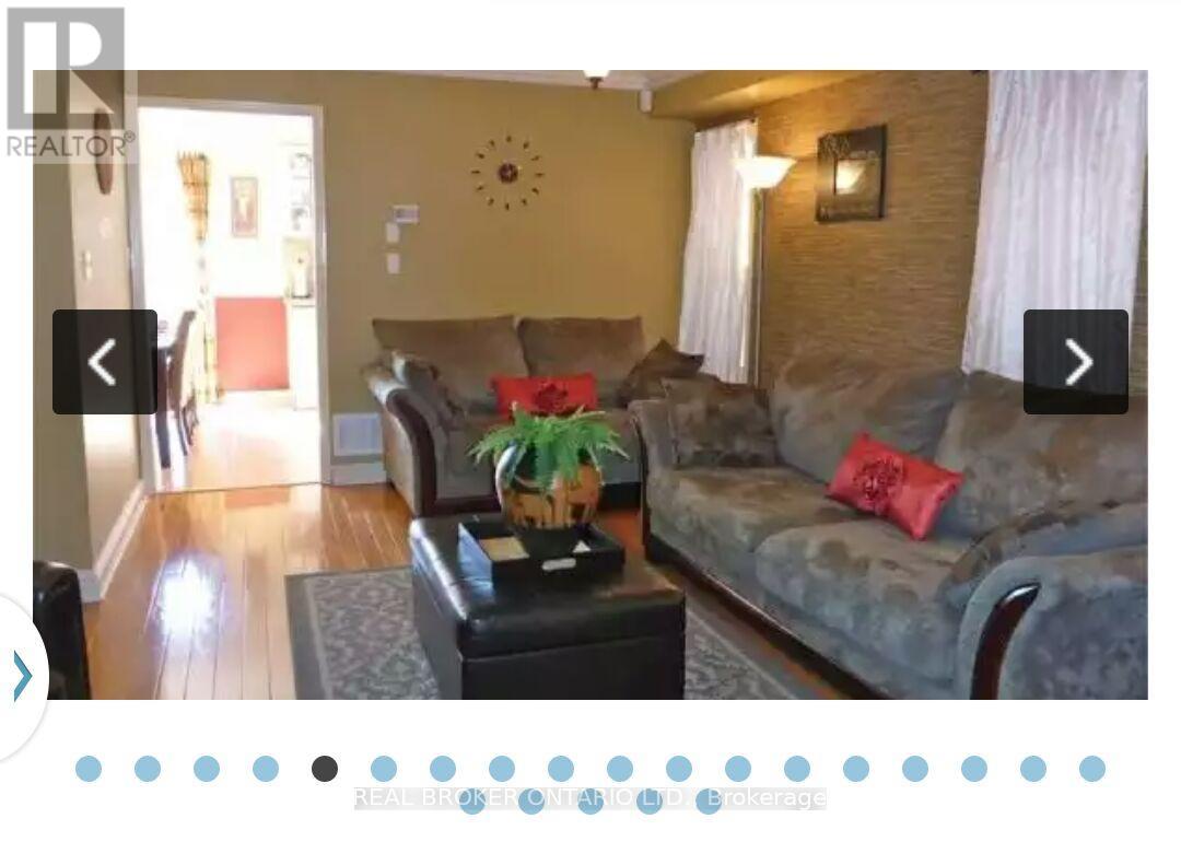2366 Newcastle Crescent, Oakville, Ontario  L6M 4P6 - Photo 12 - W12301292