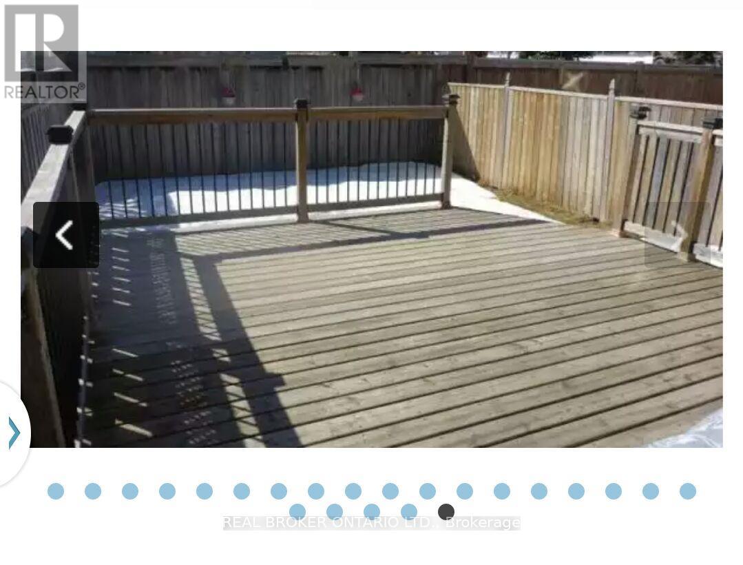 2366 Newcastle Crescent, Oakville, Ontario  L6M 4P6 - Photo 5 - W12301292