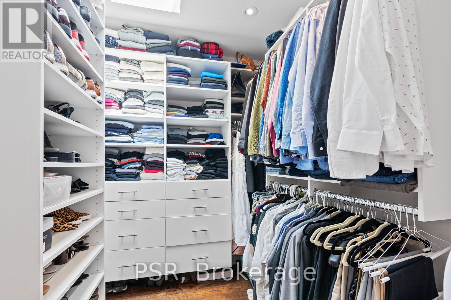 76 South Kingsway, Toronto, Ontario  M6S 3T3 - Photo 27 - W12301296