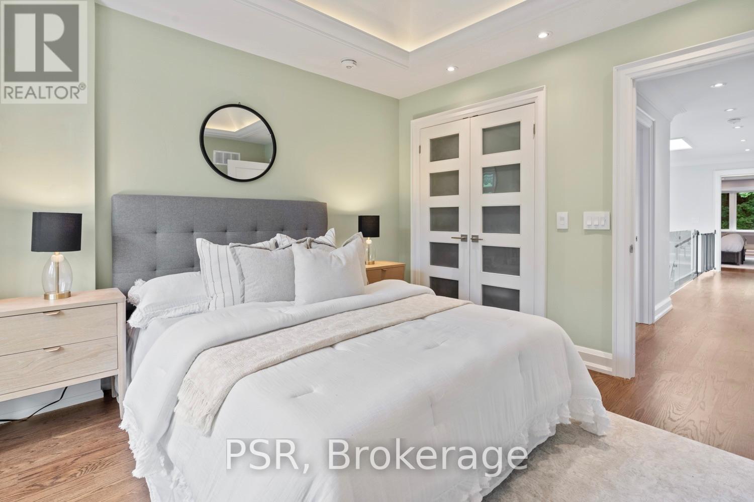 76 South Kingsway, Toronto, Ontario  M6S 3T3 - Photo 29 - W12301296