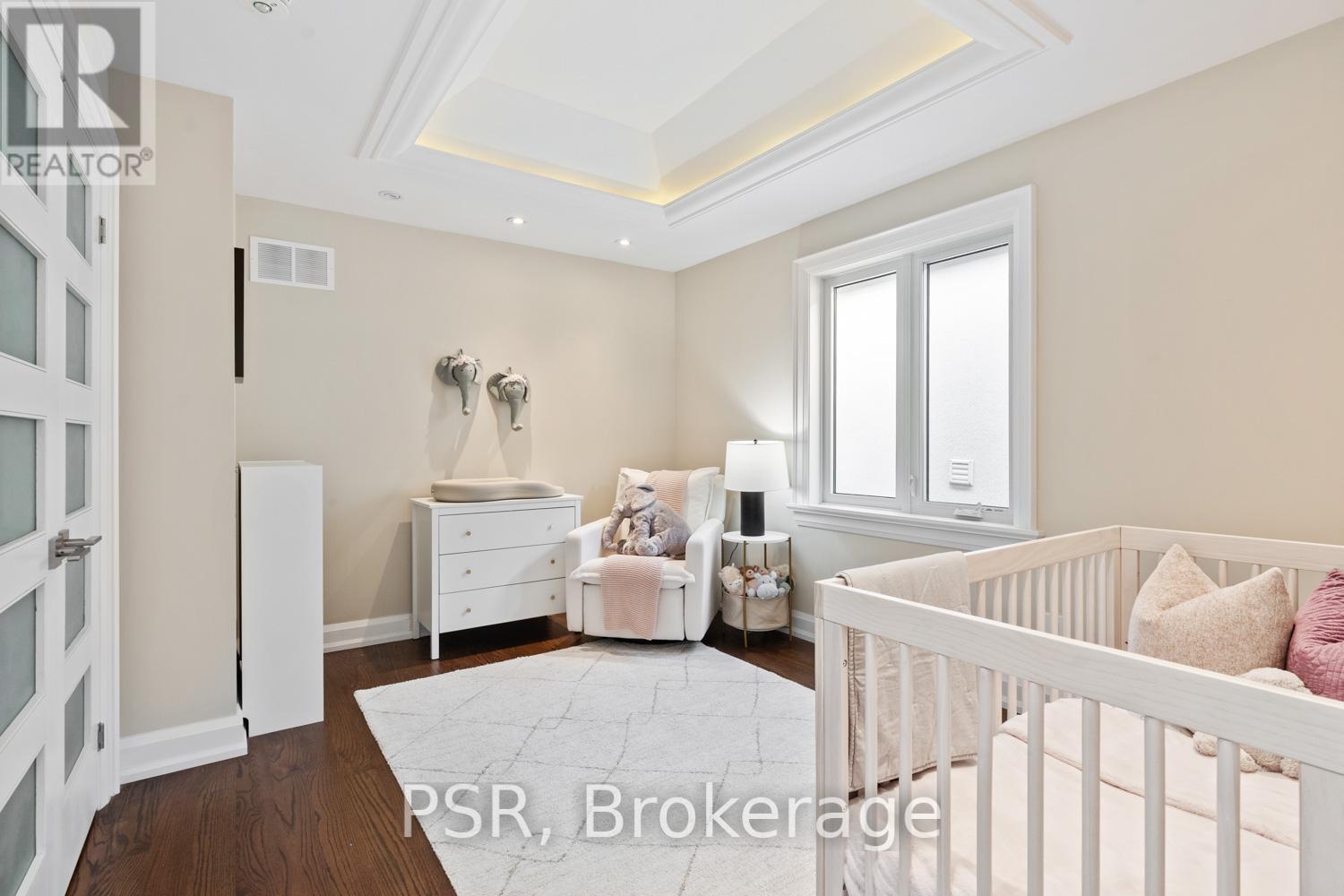 76 South Kingsway, Toronto, Ontario  M6S 3T3 - Photo 35 - W12301296