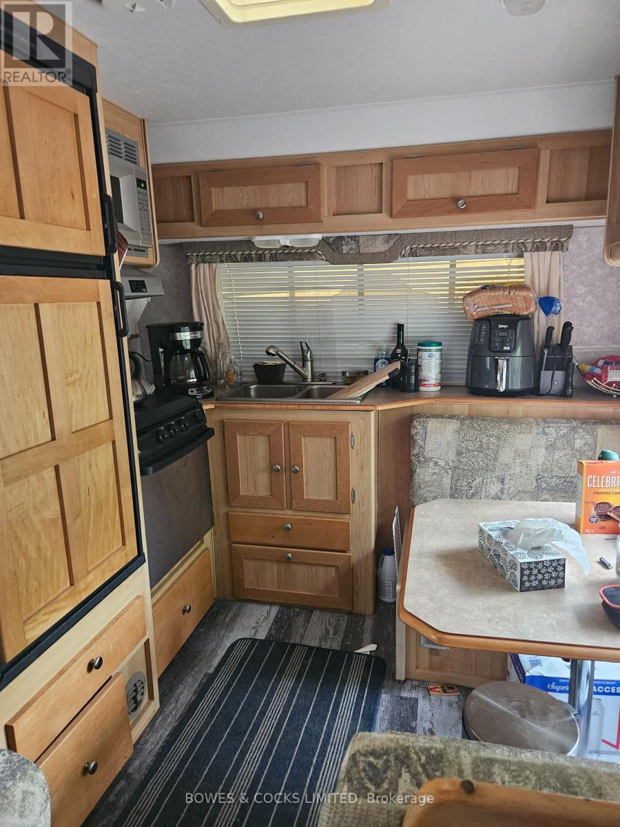 154 Little Ireland Road, Brudenell, Ontario  K0L 2M0 - Photo 25 - X12127411