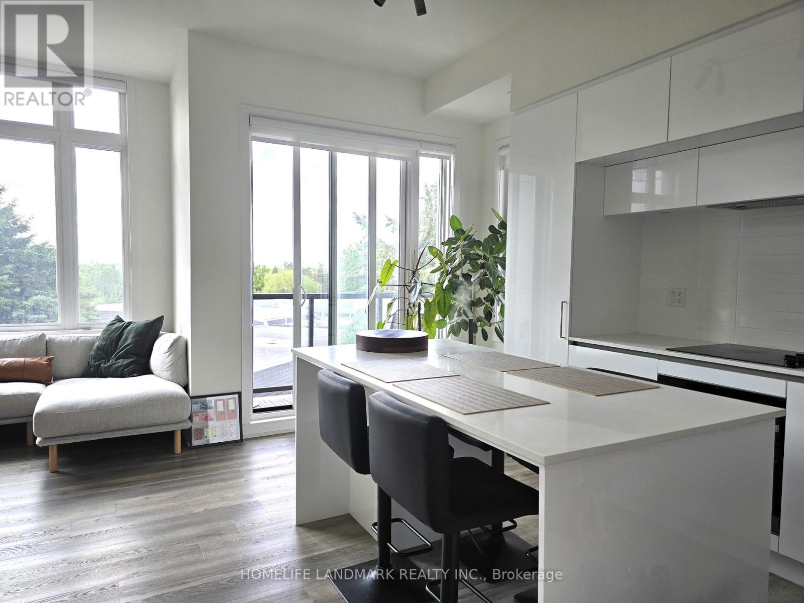 1423 - 15 David Eyer Road, Richmond Hill, Ontario  L4S 0N2 - Photo 10 - N12301327