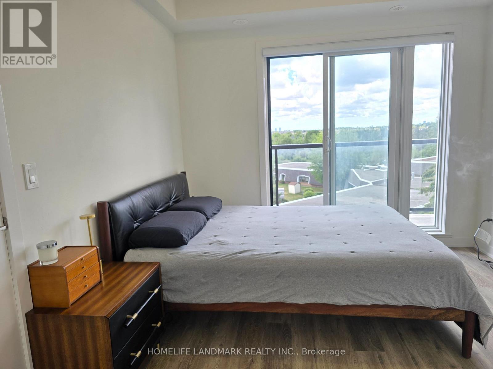1423 - 15 David Eyer Road, Richmond Hill, Ontario  L4S 0N2 - Photo 18 - N12301327