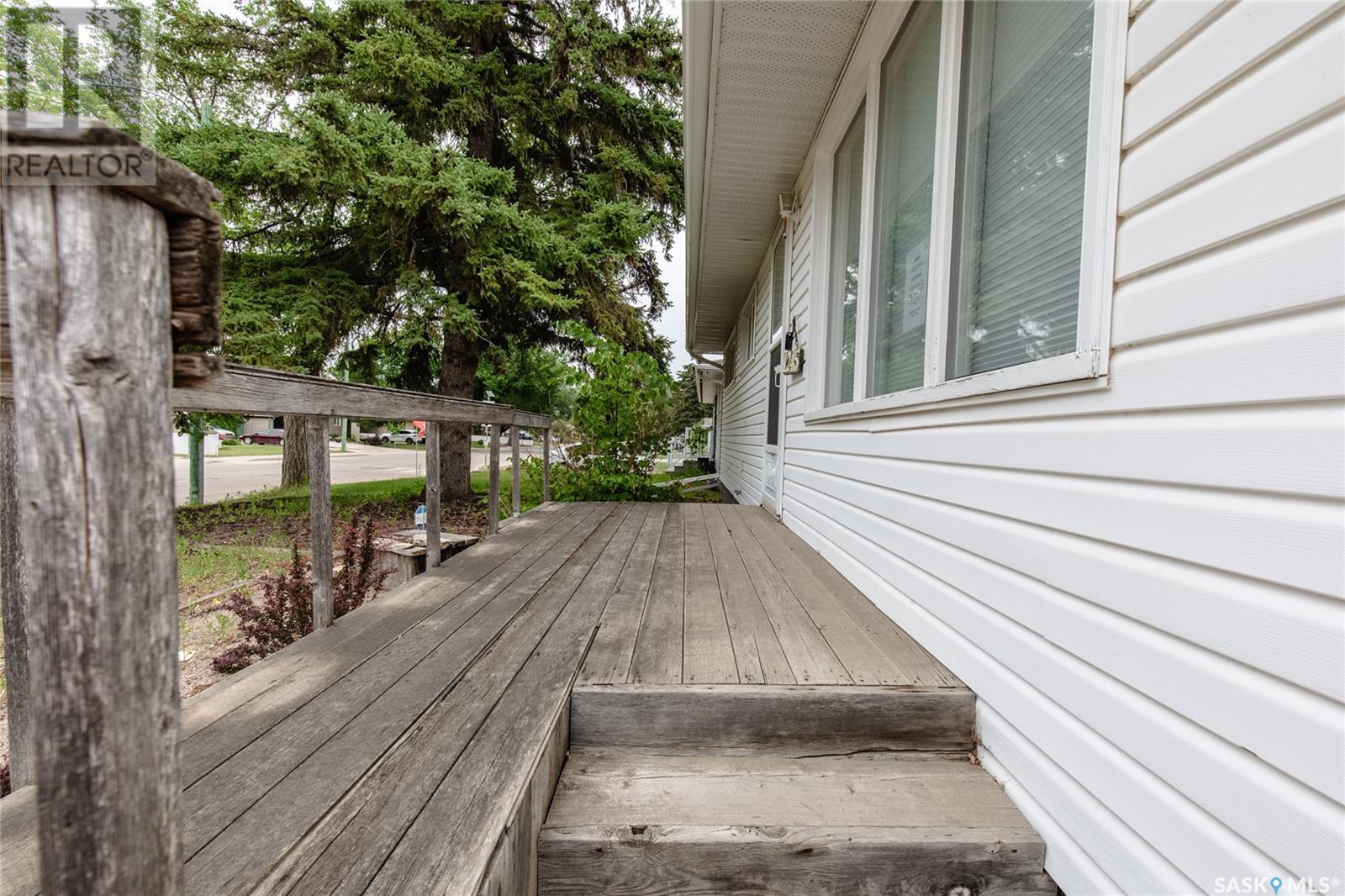 Property at 1245 GRACE STREET image 4