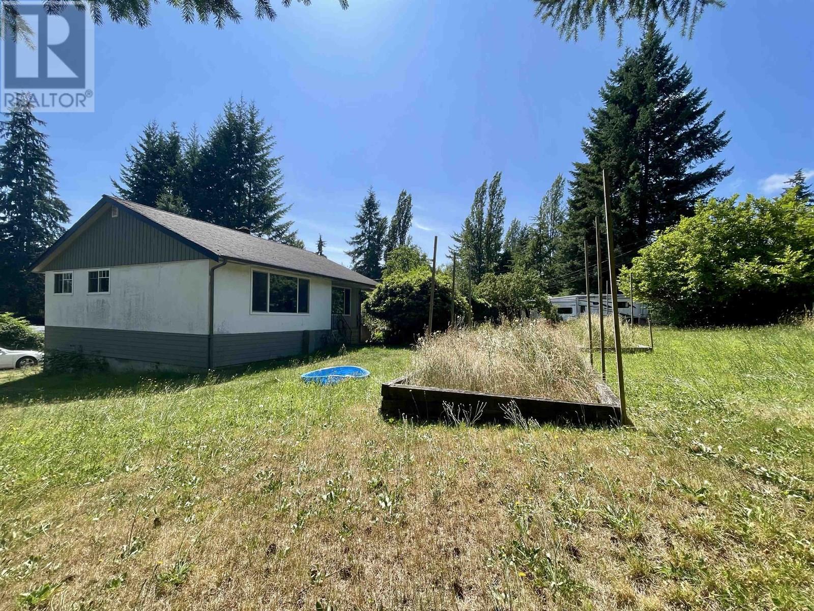 Property at 847 PARK ROAD image 2