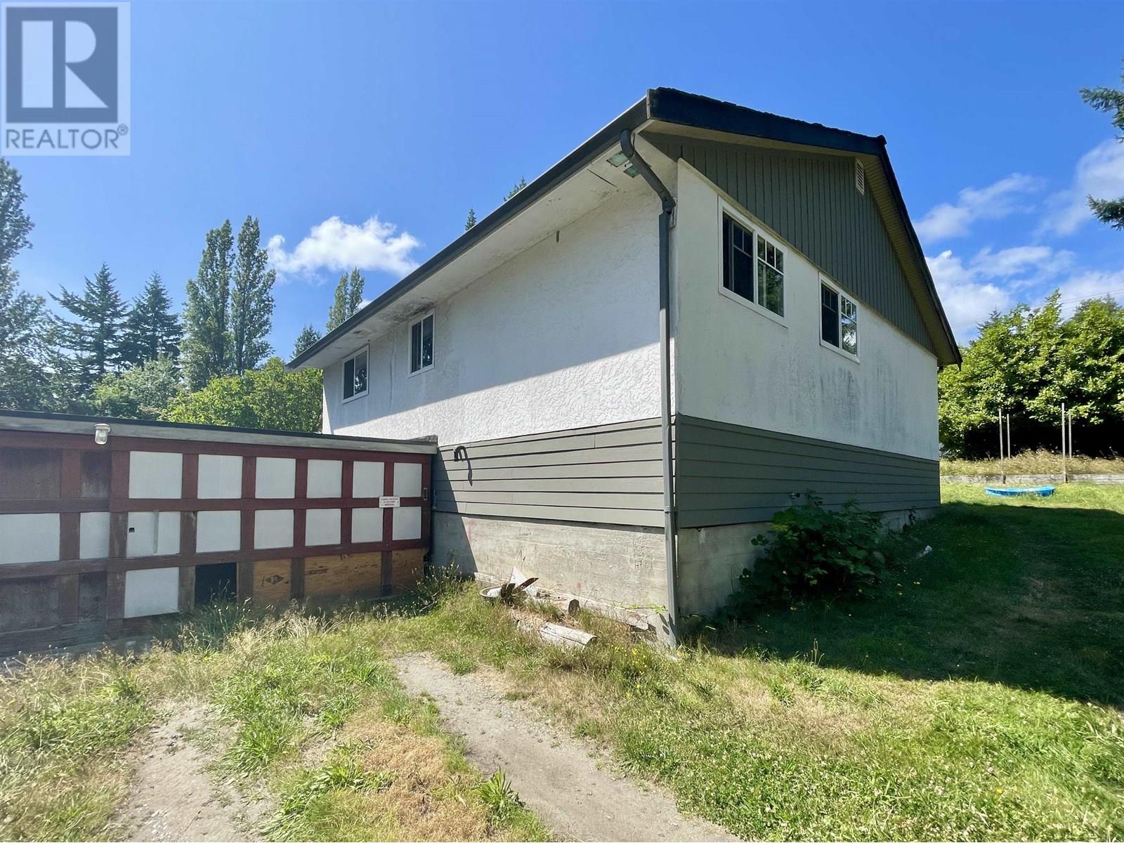Property at 847 PARK ROAD image 3