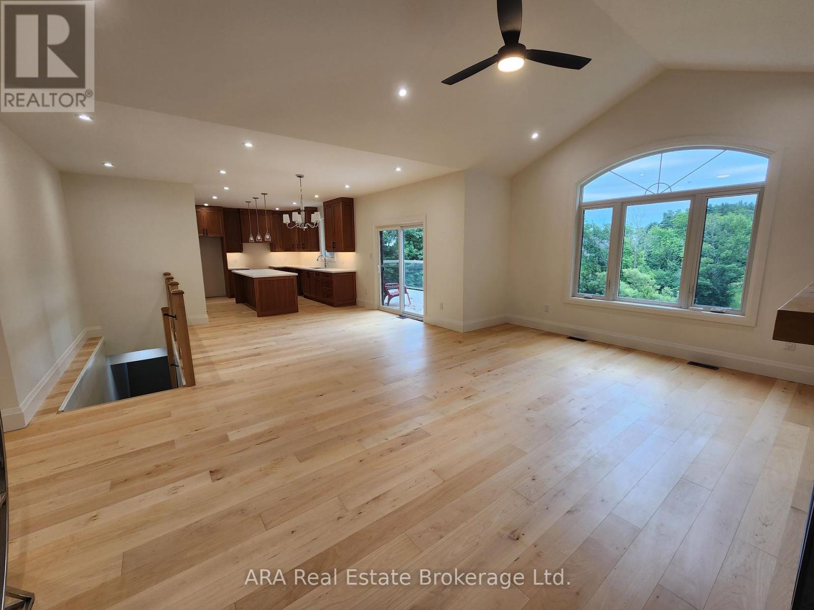 32 - 4 Hilton Lane, Meaford, Ontario  N4L 1L8 - Photo 12 - X12301402