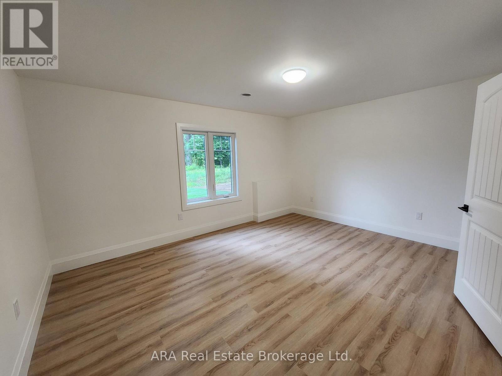 32 - 4 Hilton Lane, Meaford, Ontario  N4L 1L8 - Photo 23 - X12301402