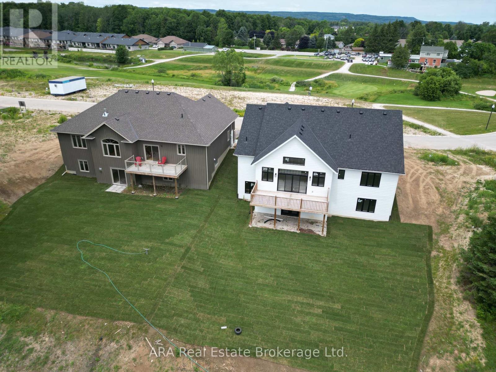 33 - 2 Hilton Lane, Meaford, Ontario  N4L 1L8 - Photo 3 - X12301404