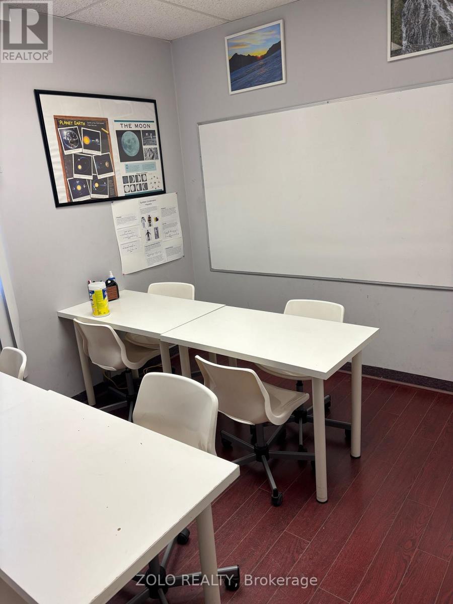 211 - 8108 Yonge Street, Vaughan, Ontario  L4J 1W4 - Photo 6 - N12301396