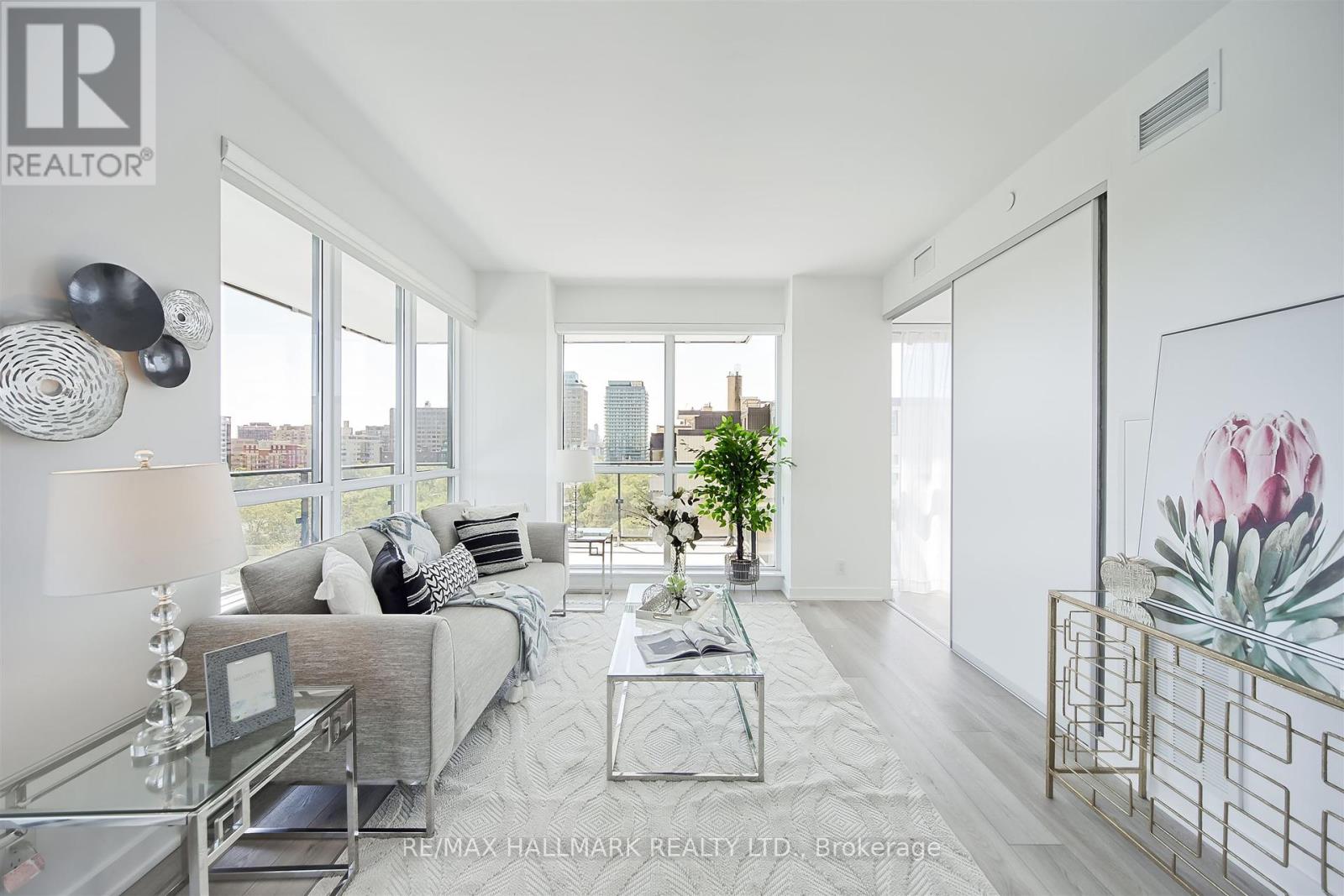 904 - 609 Avenue Road, Toronto, Ontario  M4V 0B1 - Photo 6 - C12300562