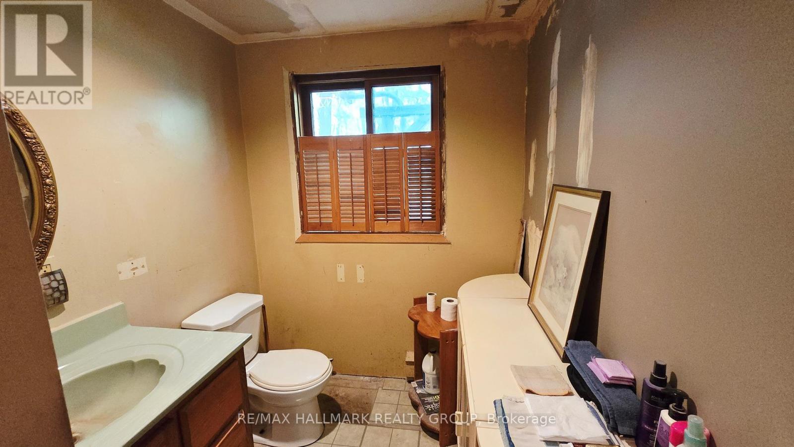 1087 Bayview Drive, Ottawa, Ontario  K0A 3M0 - Photo 25 - X12301416