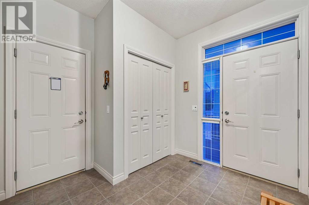 Property at 49 TUCKER Circle image 4