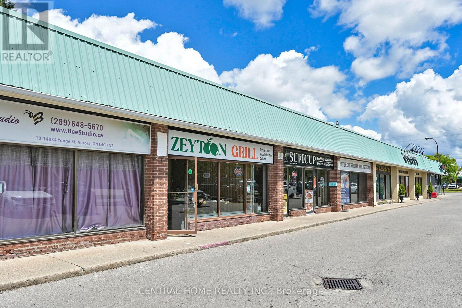 9 - 14834 YONGE STREET, Aurora, Ontario