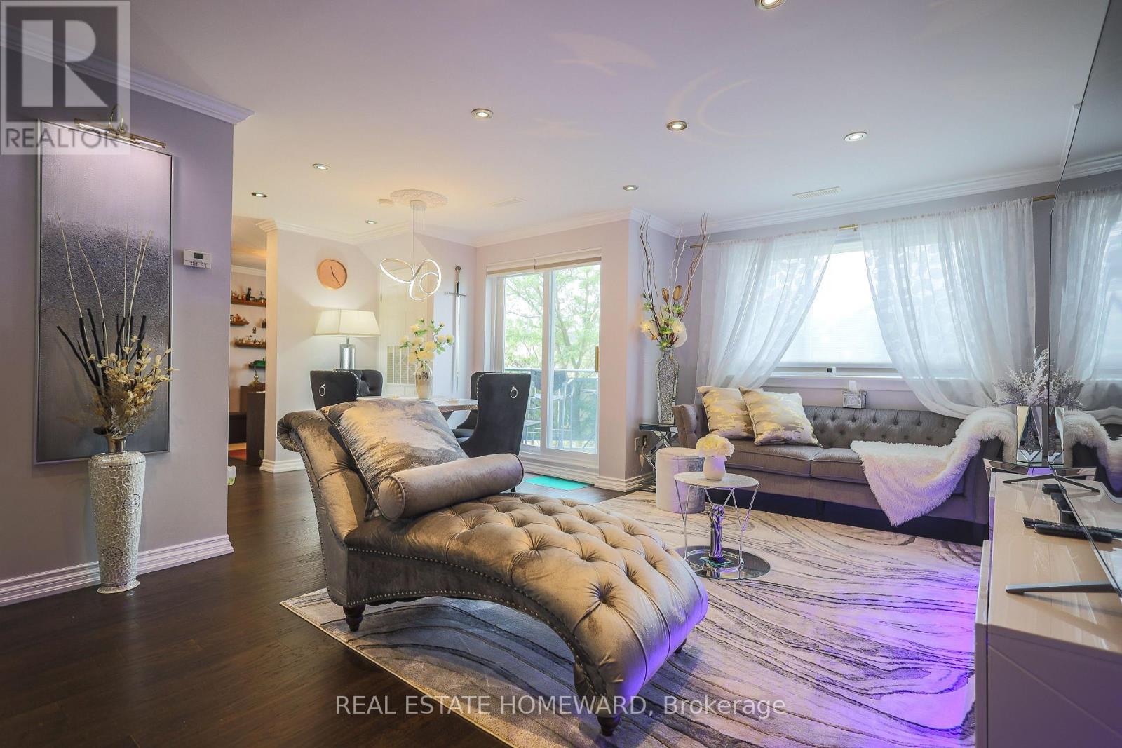 Property at 2001 BONNYMEDE DRIVE image 2