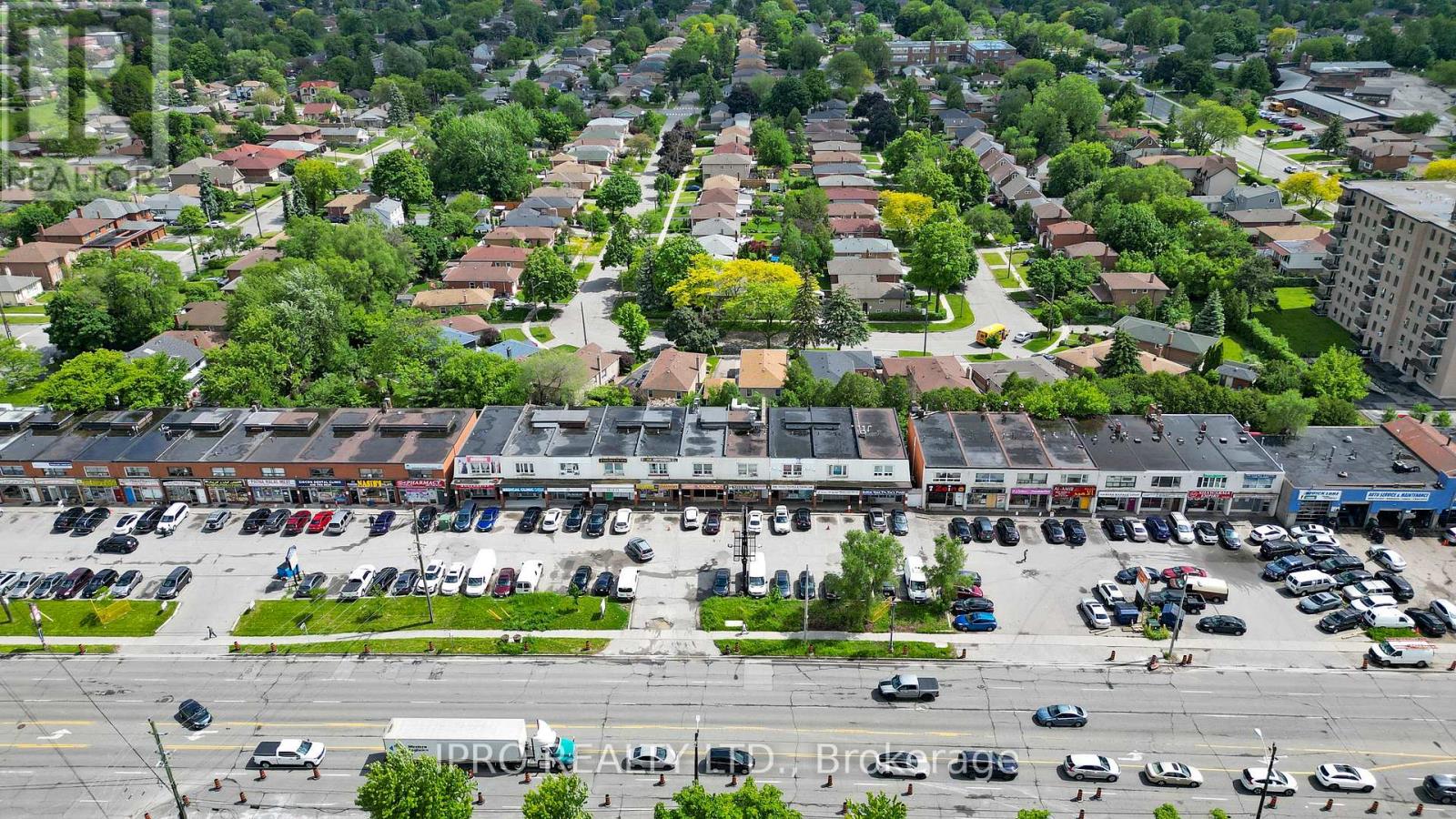 Property at 1847 LAWRENCE AVENUE E image 1