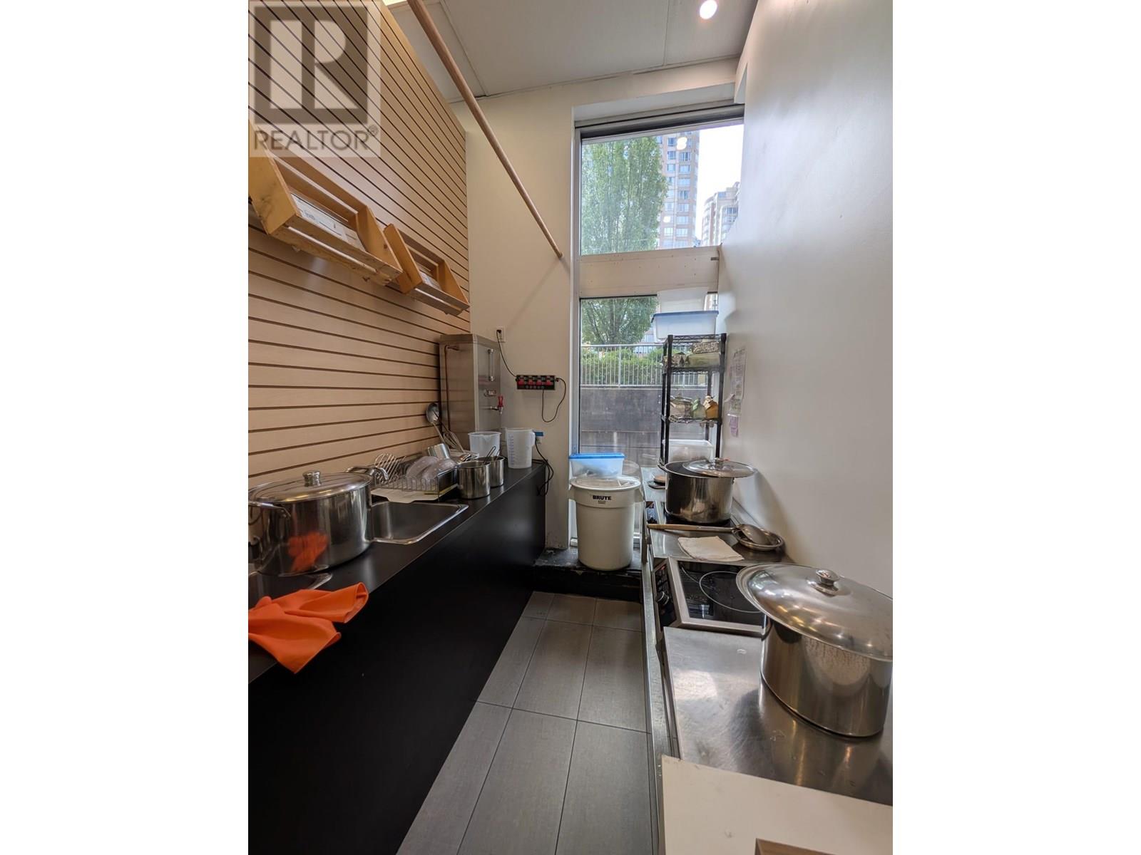 1601 4500 Kingsway, Burnaby, British Columbia  V5H 2A9 - Photo 3 - C8070788