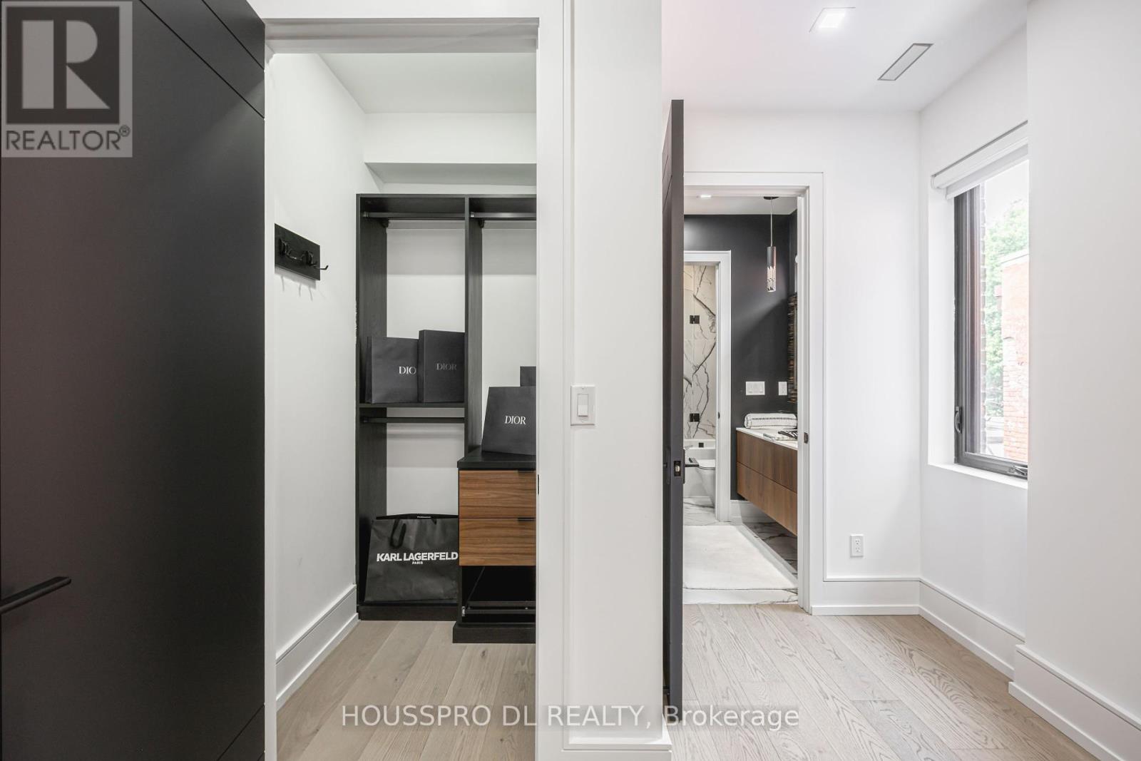 82 Major Street, Toronto, Ontario  M5S 2L1 - Photo 24 - C12301471