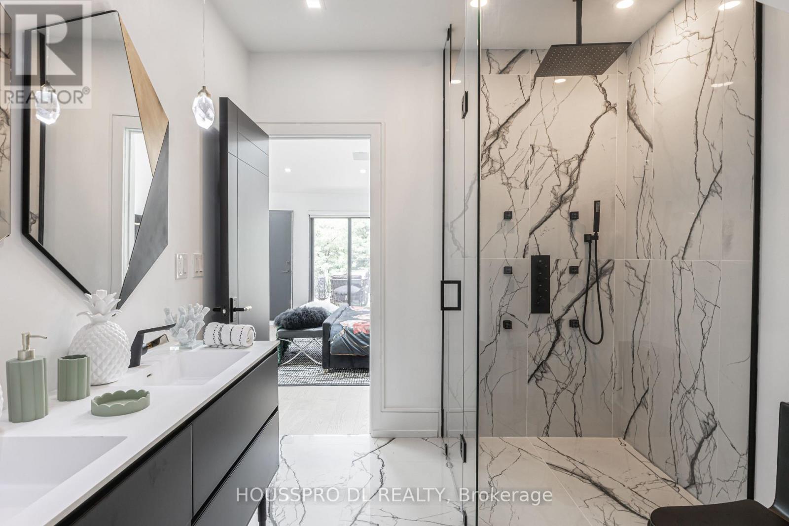 82 Major Street, Toronto, Ontario  M5S 2L1 - Photo 31 - C12301471