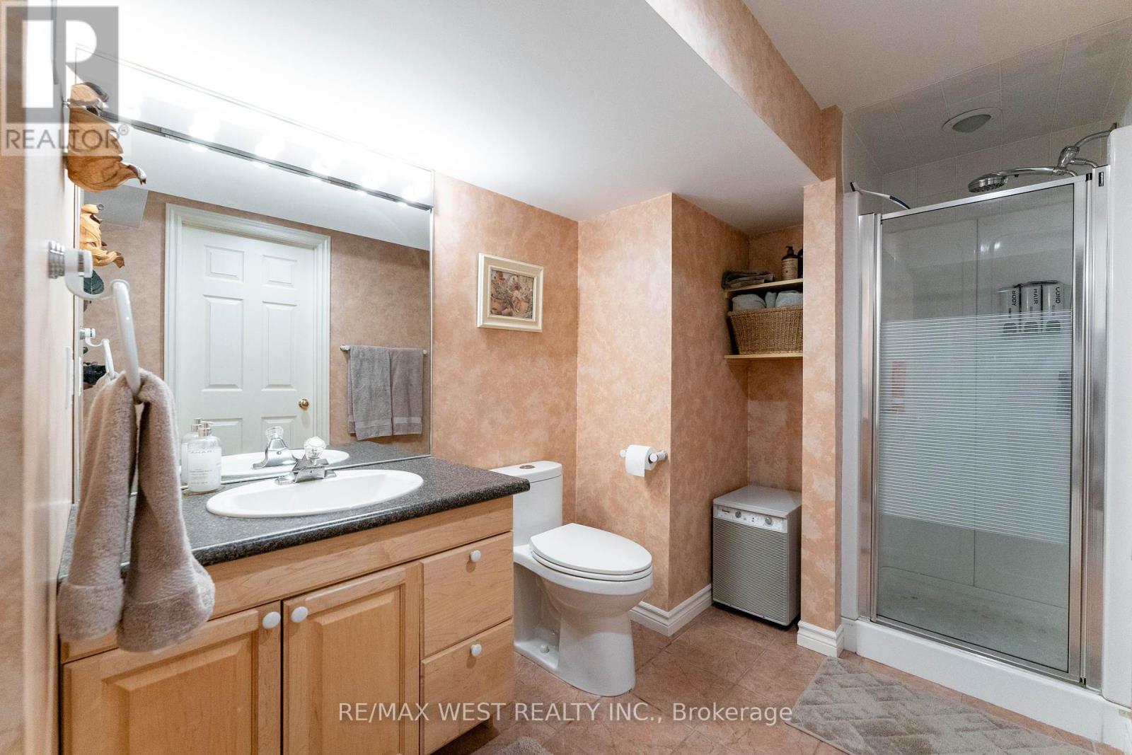 46 Orchard View Boulevard, Oshawa, Ontario  L1G 3N7 - Photo 18 - E12301469