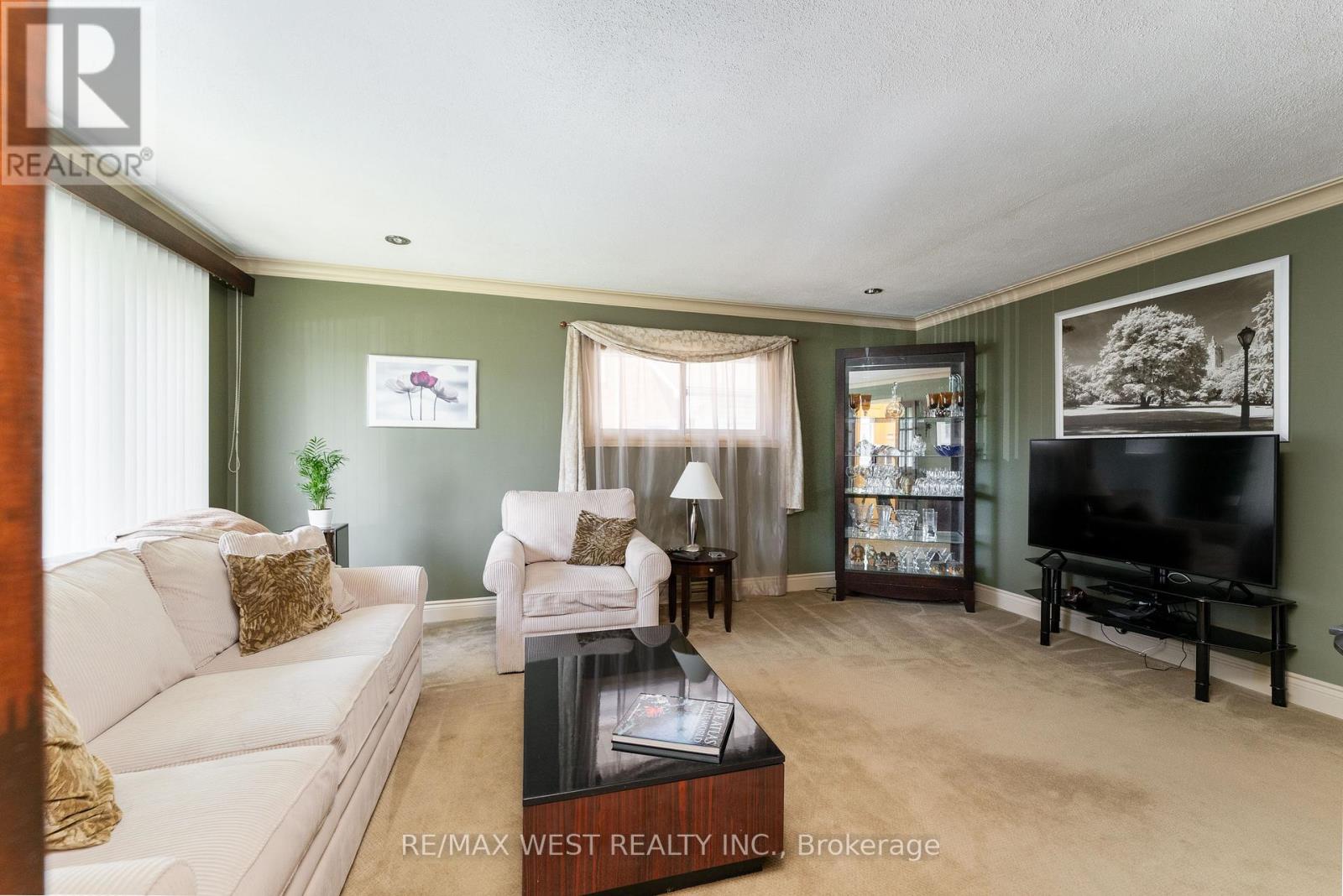 46 Orchard View Boulevard, Oshawa, Ontario  L1G 3N7 - Photo 5 - E12301469