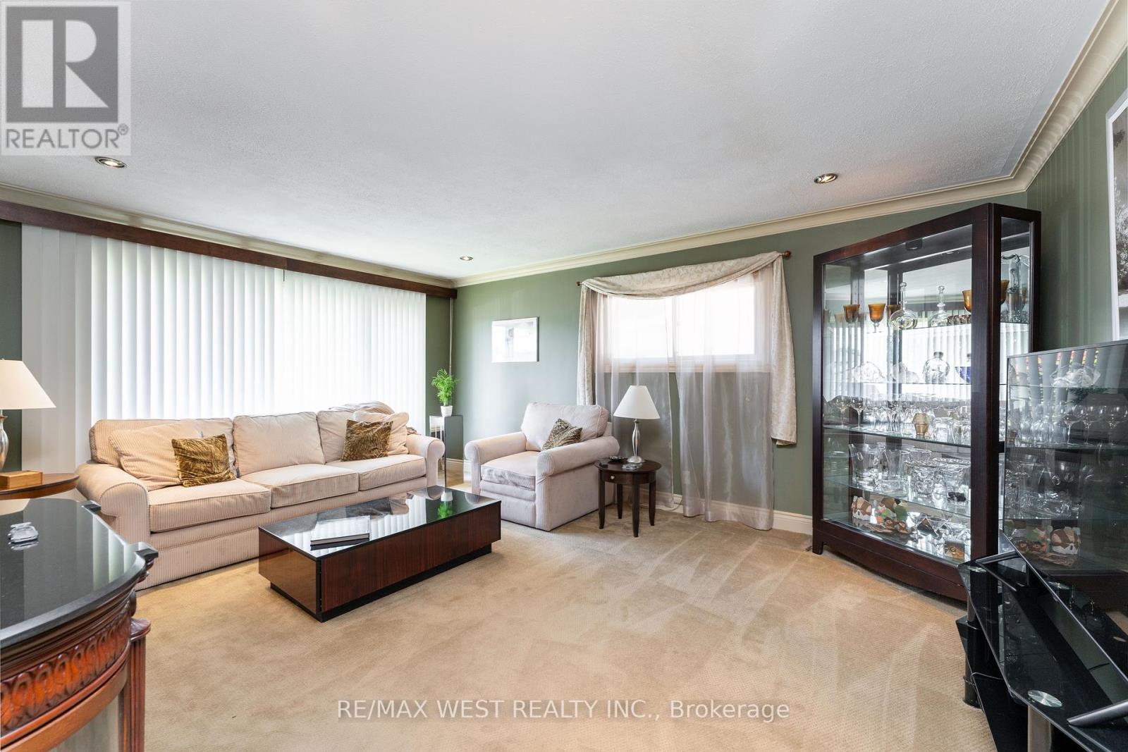 46 Orchard View Boulevard, Oshawa, Ontario  L1G 3N7 - Photo 6 - E12301469