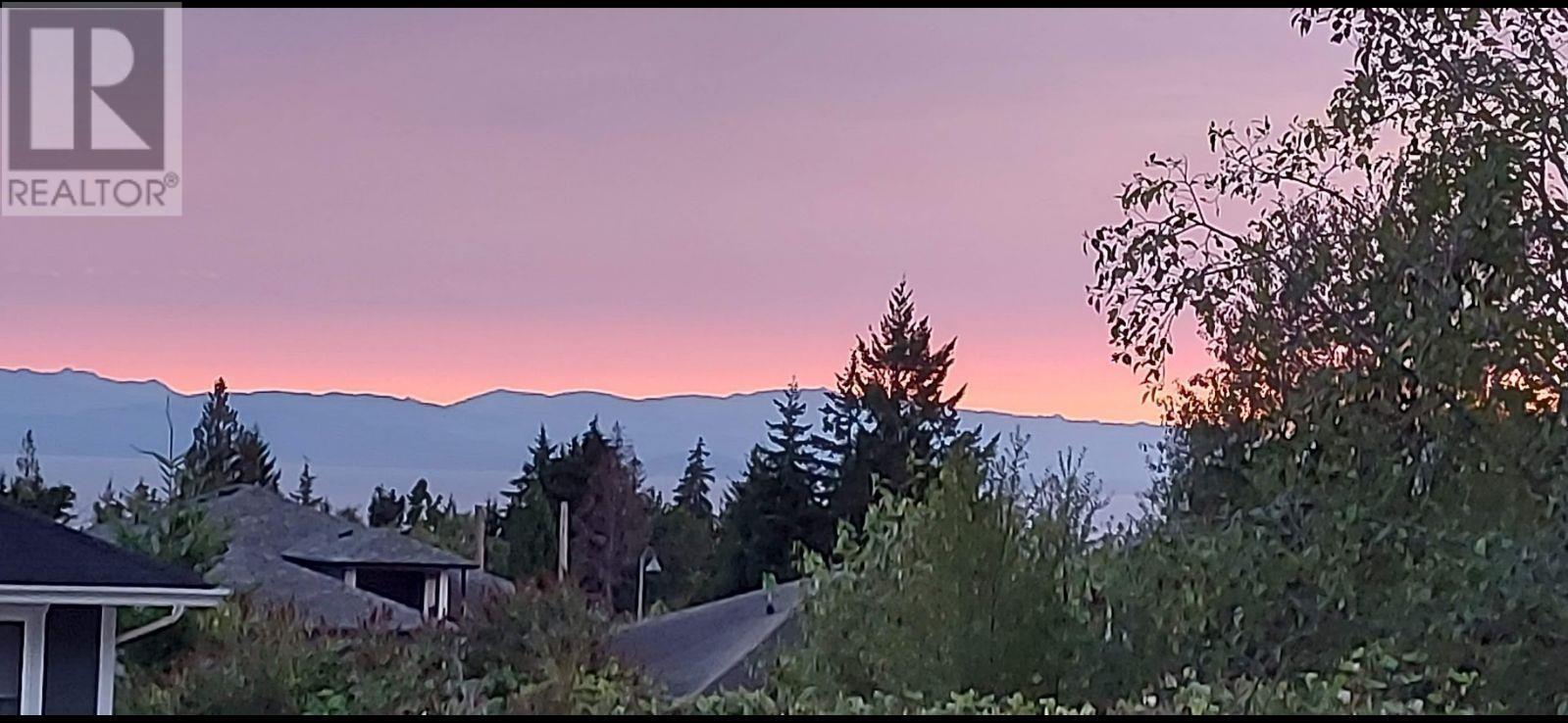 6369 Norwest Bay Road, Sechelt, British Columbia  V7Z 0M5 - Photo 16 - R3016090