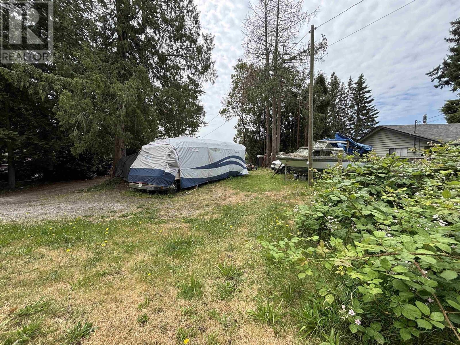 6369 Norwest Bay Road, Sechelt, British Columbia  V7Z 0M5 - Photo 2 - R3016090
